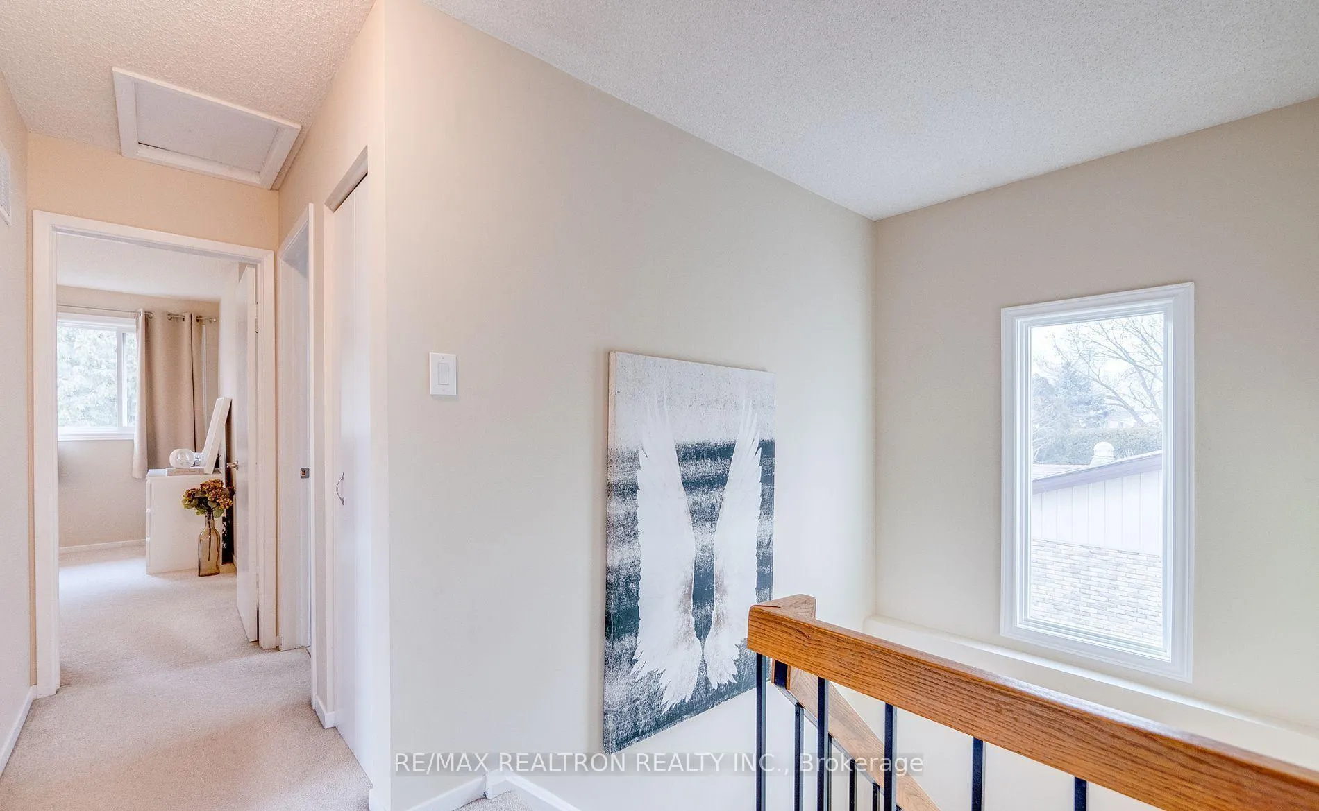 Photo 13 of 122 Rutledge Avenue, Newmarket, Huron Heights-Leslie Valley — HOMEH