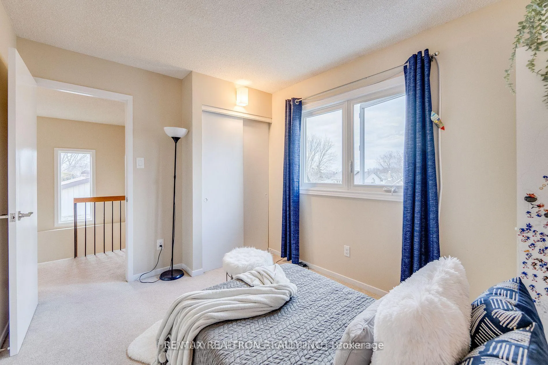 Photo 14 of 122 Rutledge Avenue, Newmarket, Huron Heights-Leslie Valley — HOMEH