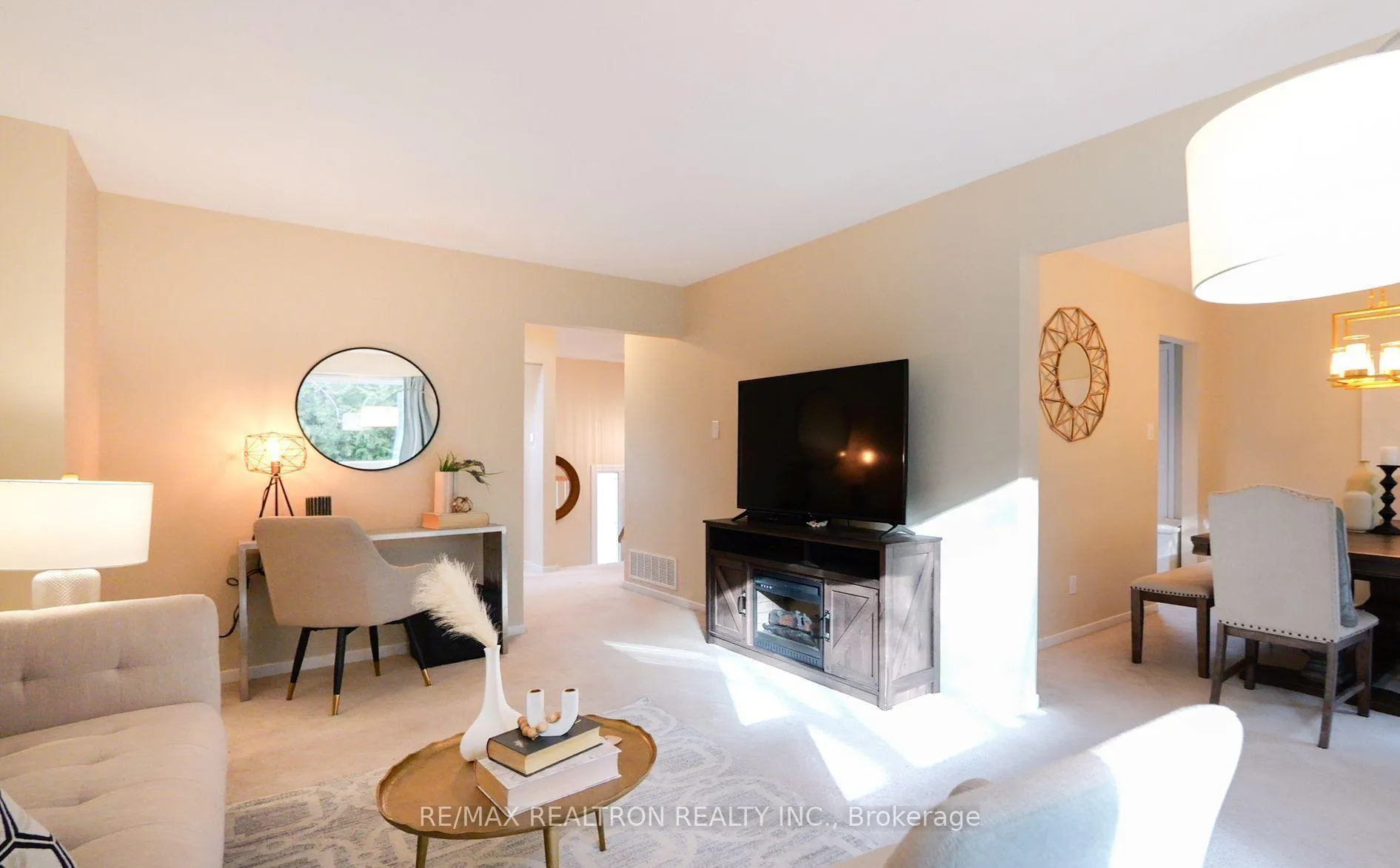 Photo 26 of 122 Rutledge Avenue, Newmarket, Huron Heights-Leslie Valley — HOMEH
