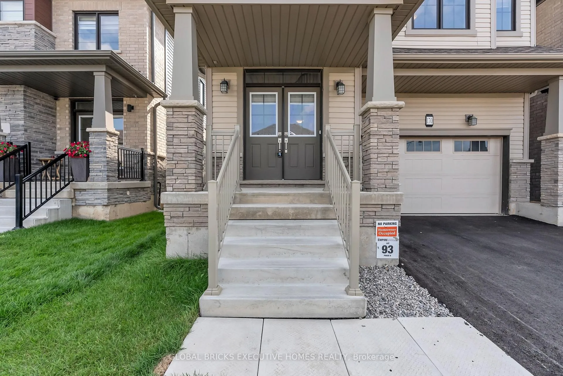 Photo 6 of 170 Lilac Circle, Haldimand — HOMEH