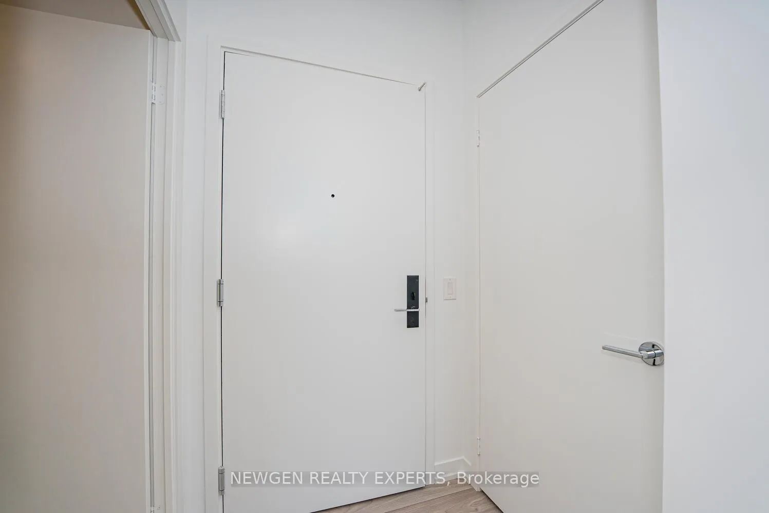 Photo 8 of Unit 1203, 285 Dufferin Street, Toronto, South Parkdale — HOMEH