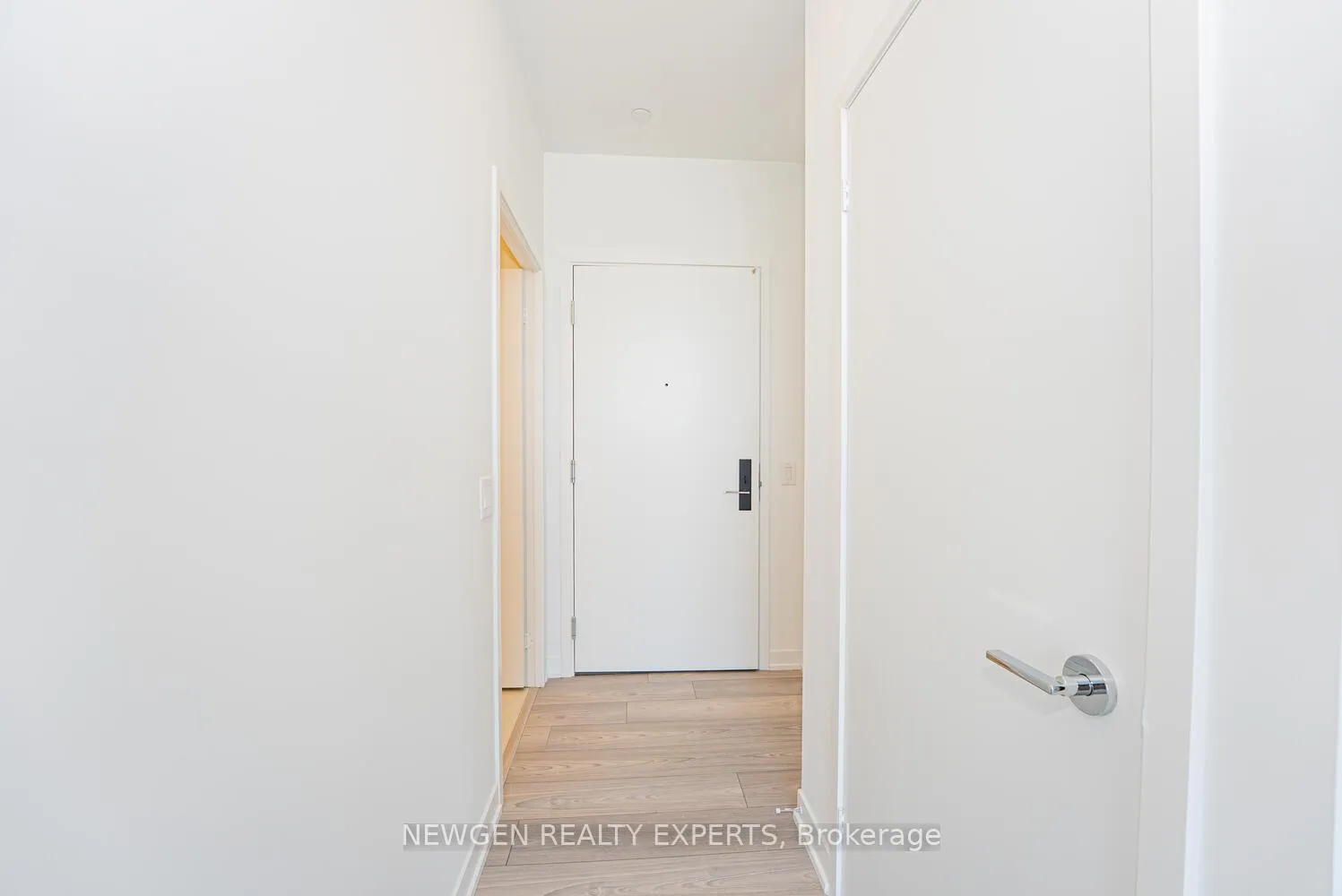 Photo 17 of Unit 1203, 285 Dufferin Street, Toronto, South Parkdale — HOMEH