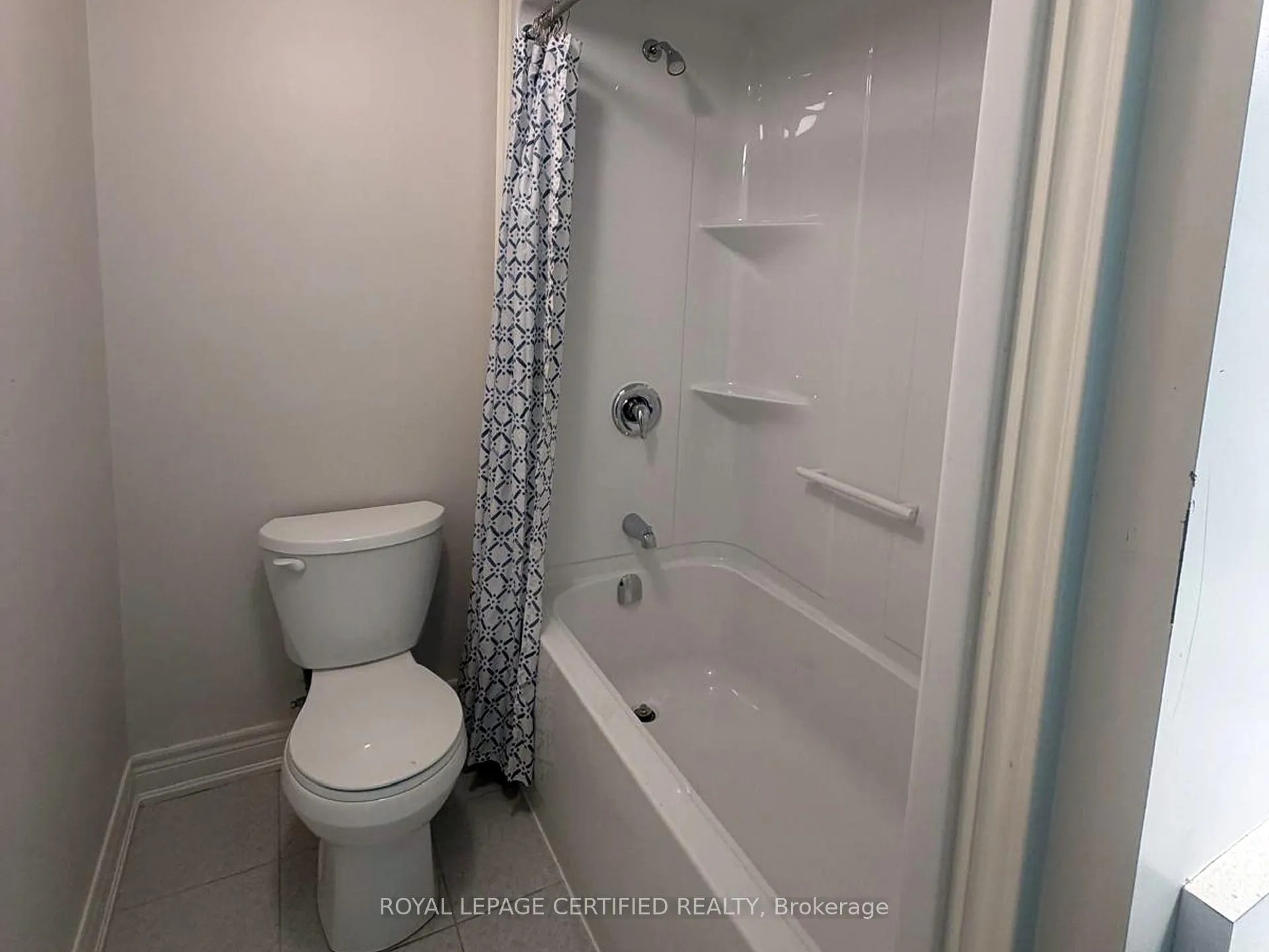 Photo 10 of Unit BSMT, 14 Overholt Drive, Thorold, Hurricane/Merrittville — HOMEH