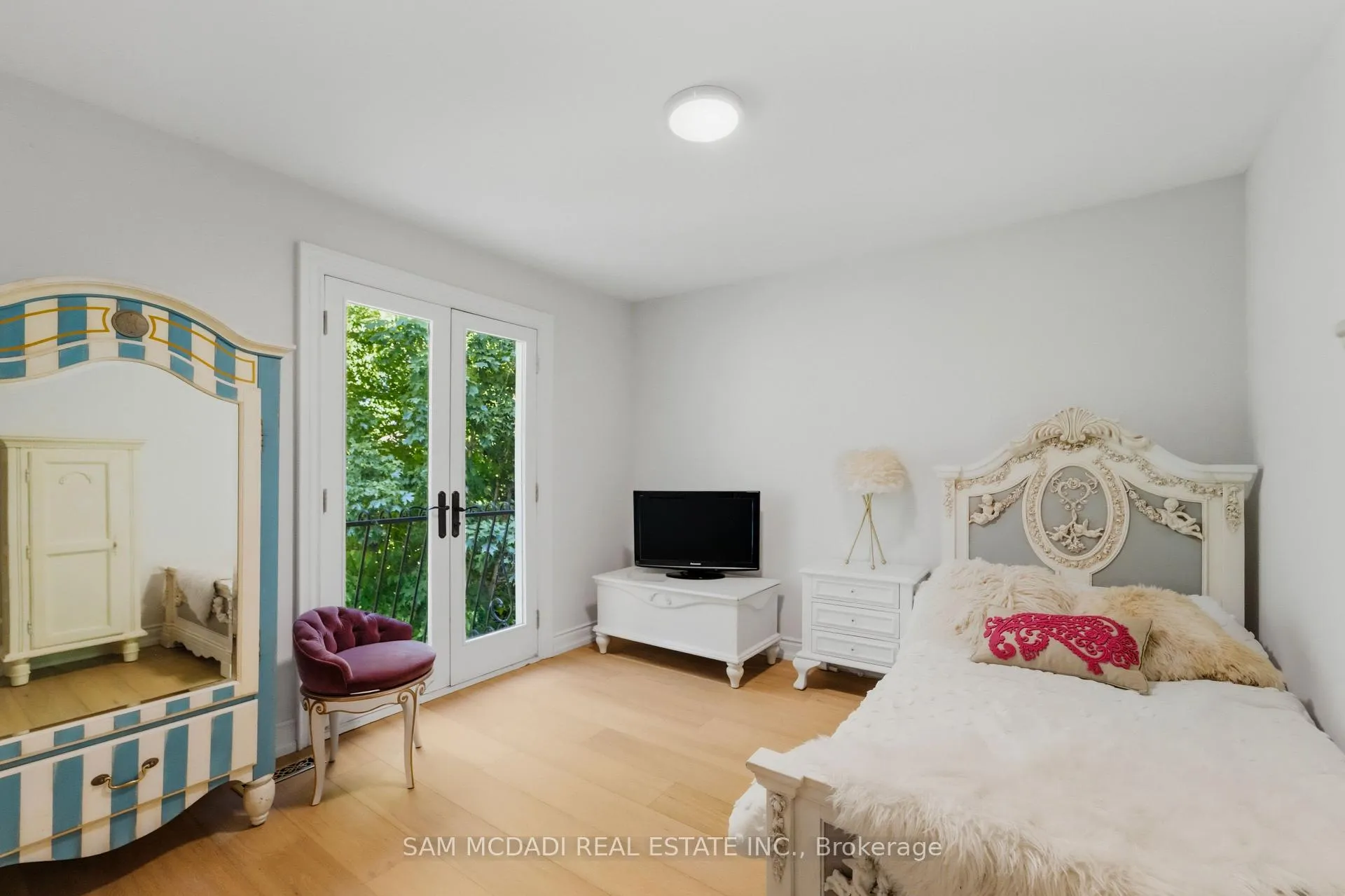 Photo 23 of 5481 Middleport Crescent, Mississauga, Hurontario — HOMEH