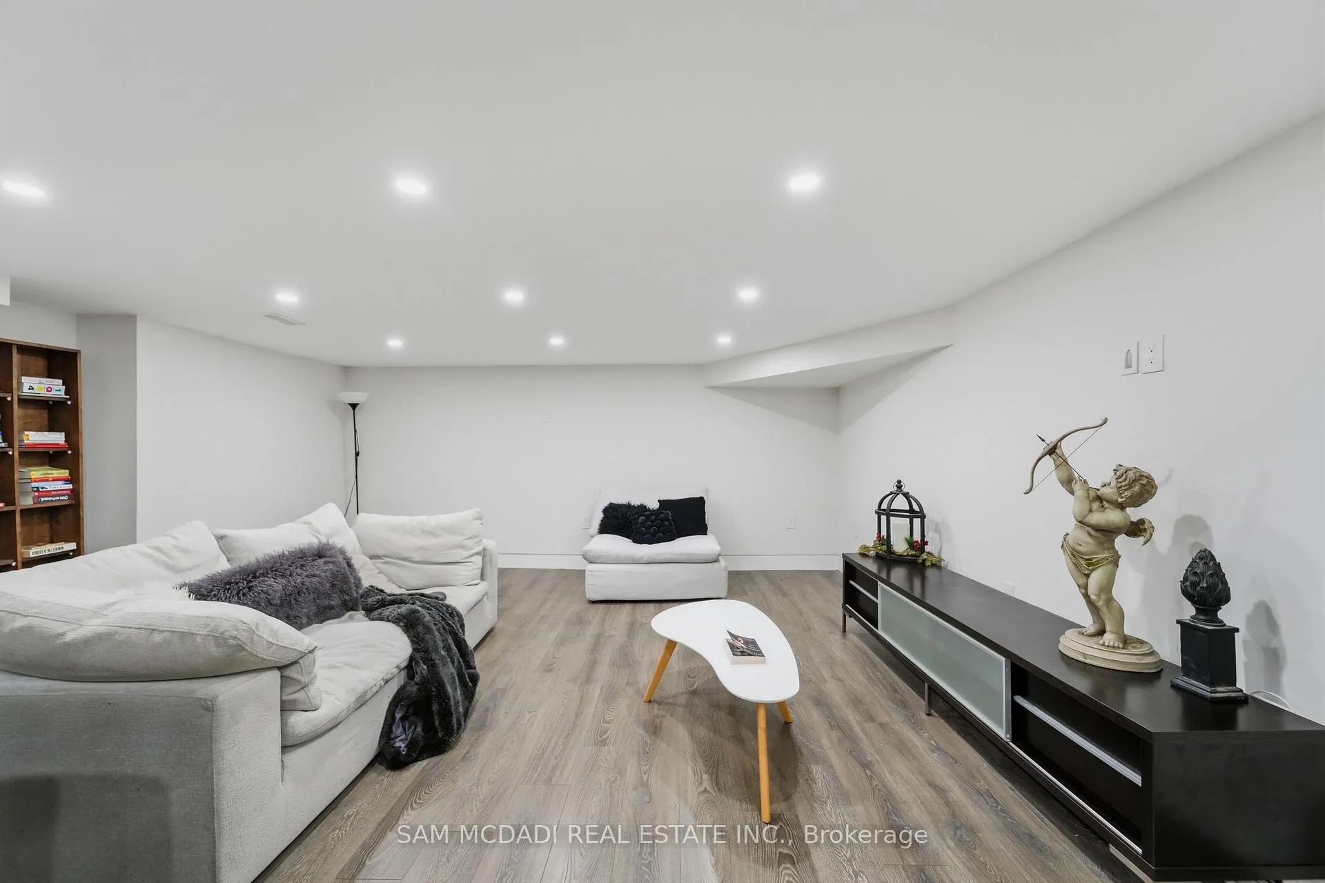 Photo 34 of 5481 Middleport Crescent, Mississauga, Hurontario — HOMEH