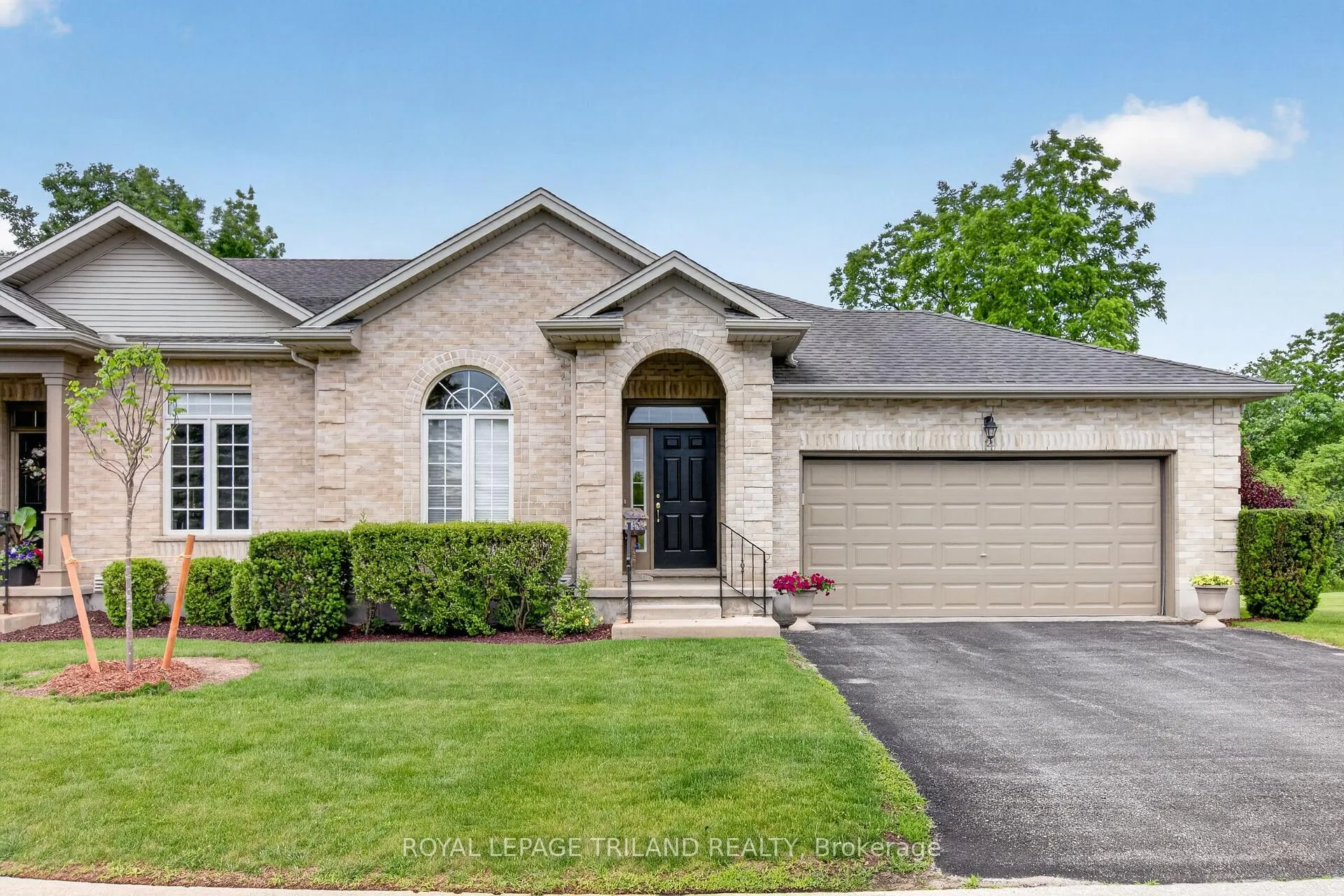 Photo 2 of Unit 14, 87 Donker Drive, St. Thomas — HOMEH