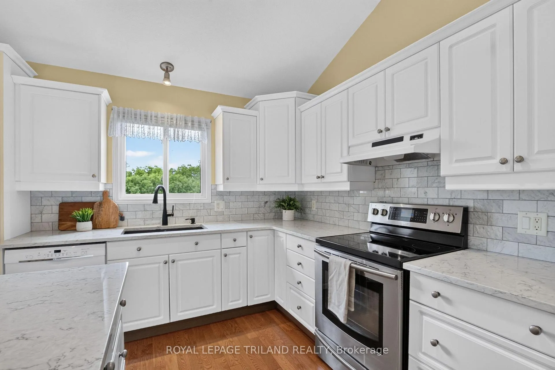 Photo 15 of Unit 14, 87 Donker Drive, St. Thomas — HOMEH