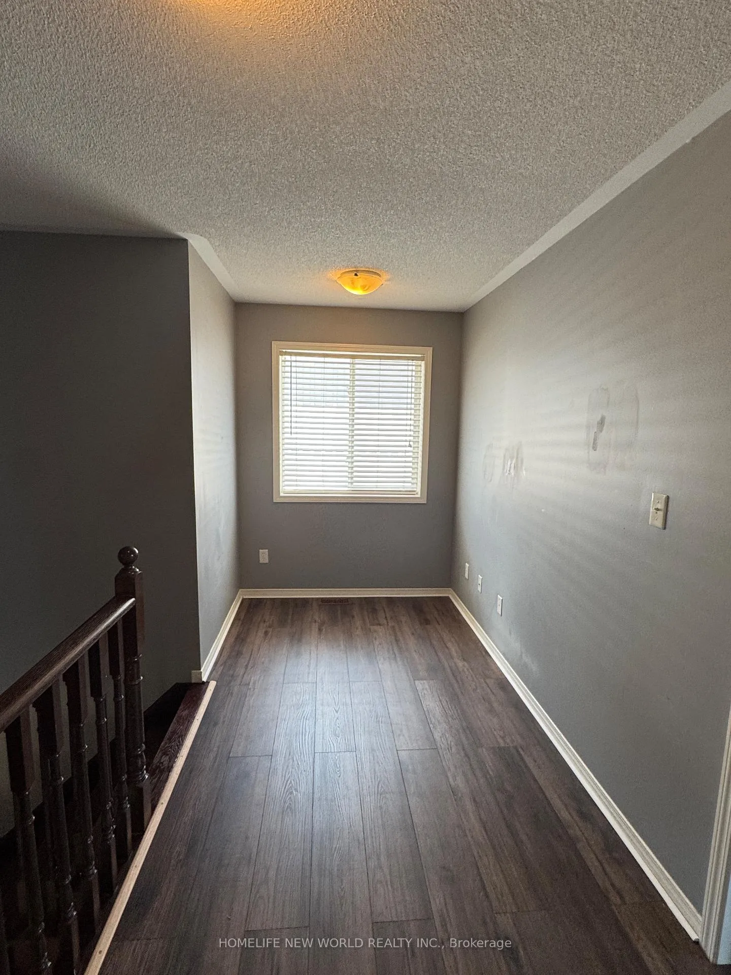 Photo 12 of 1284 Gyatt Crescent, Oshawa, Pinecrest — HOMEH