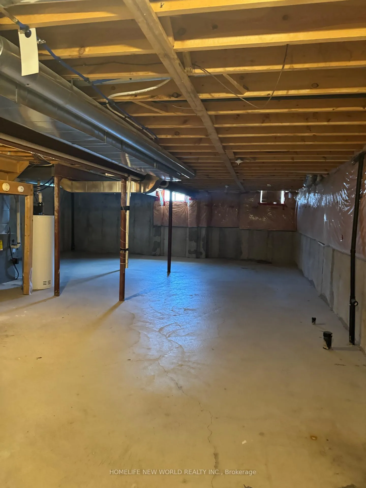 Photo 20 of 1284 Gyatt Crescent, Oshawa, Pinecrest — HOMEH