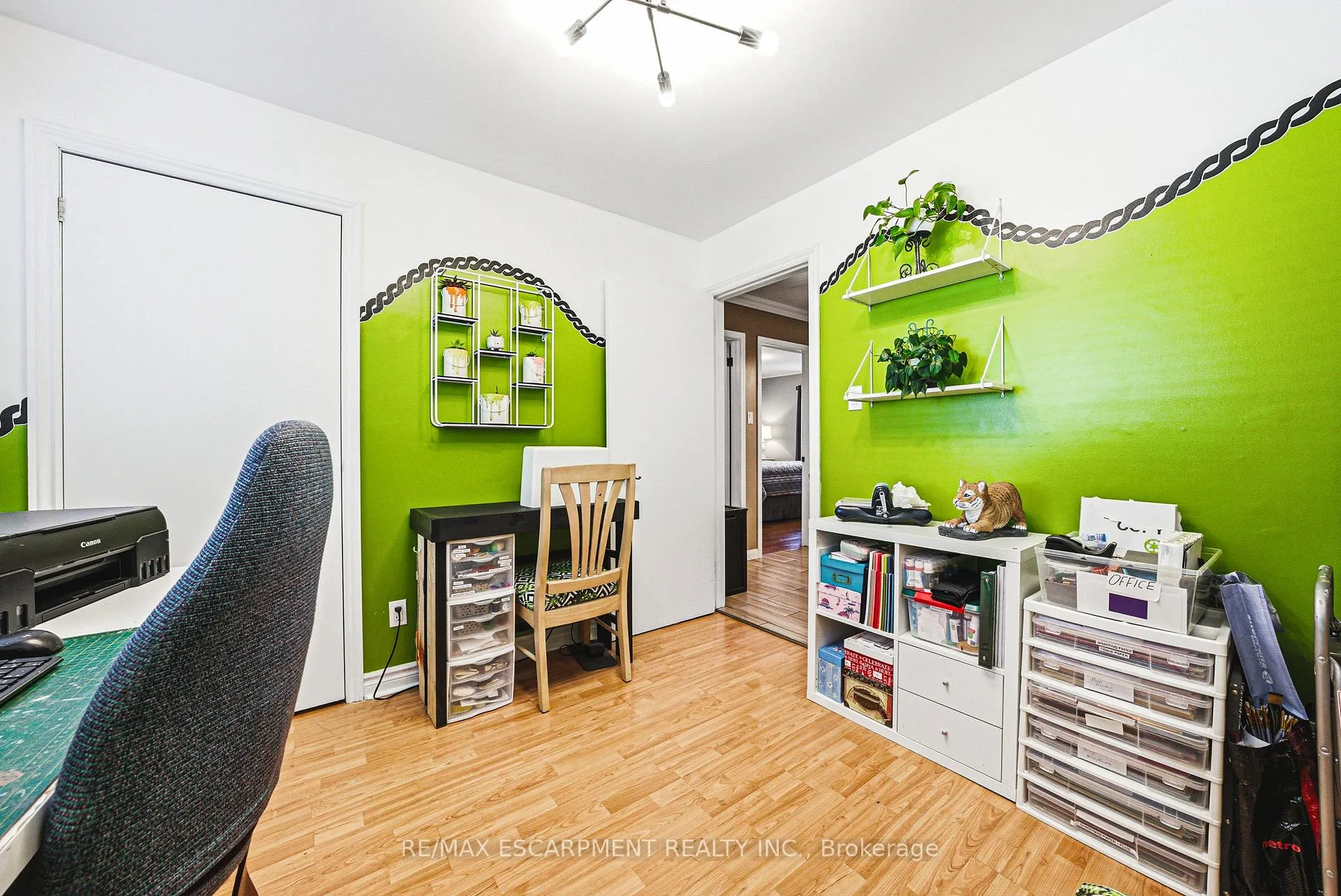 Photo 13 of 2231 Sandringham Drive, Burlington, Mountainside — HOMEH