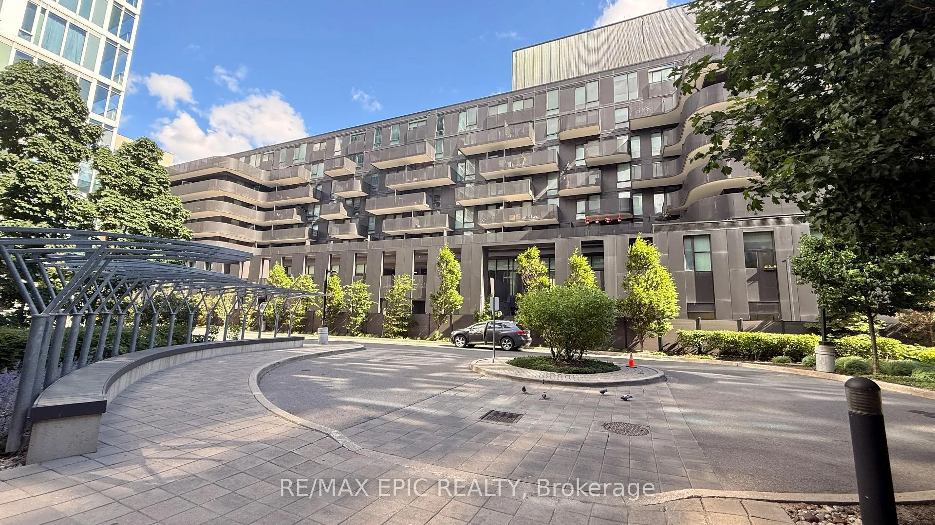 Photo 2 of Unit 906E, 555 Wilson Avenue, North York, Clanton Park — HOMEH