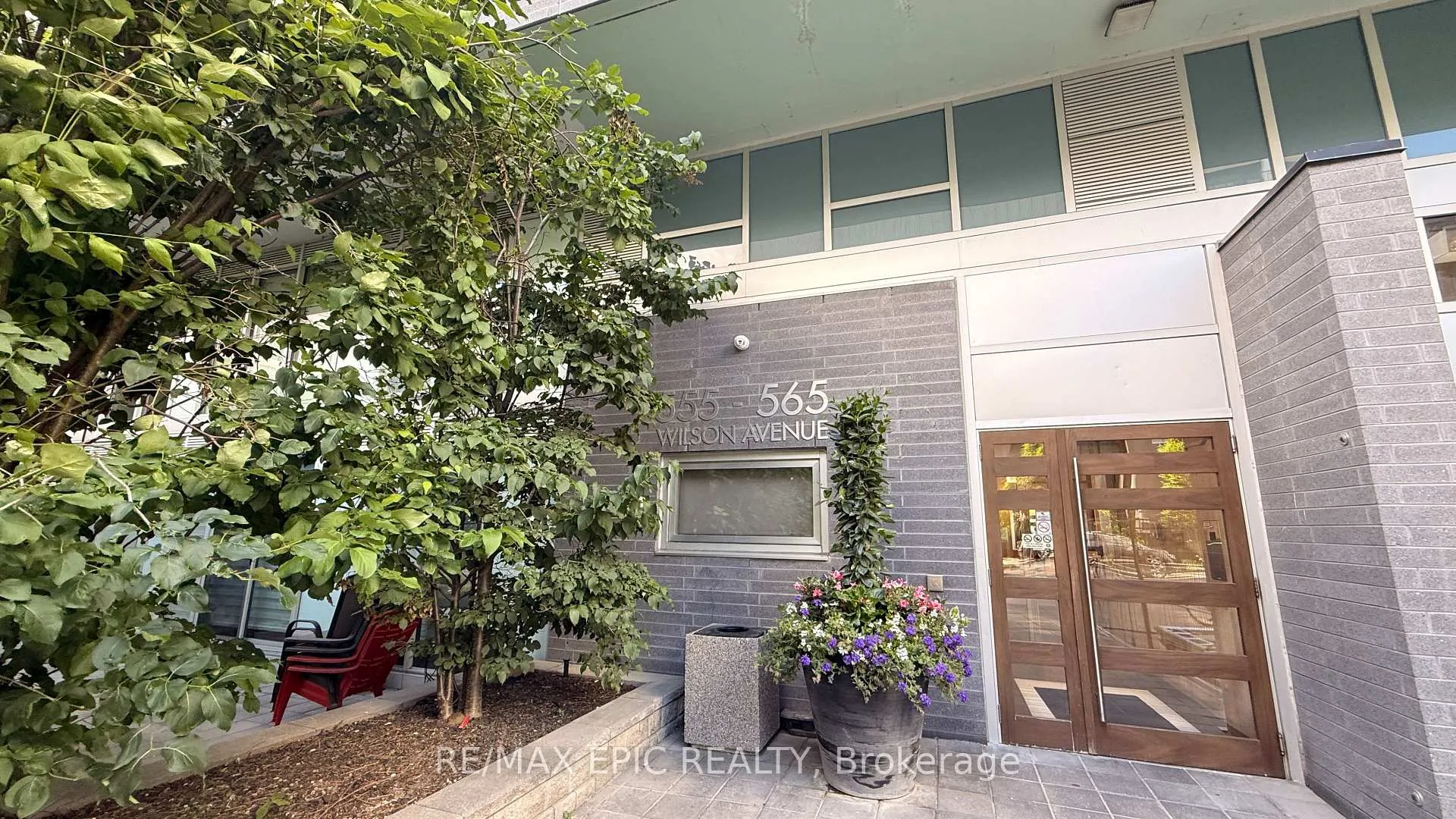 Photo 3 of Unit 906E, 555 Wilson Avenue, North York, Clanton Park — HOMEH