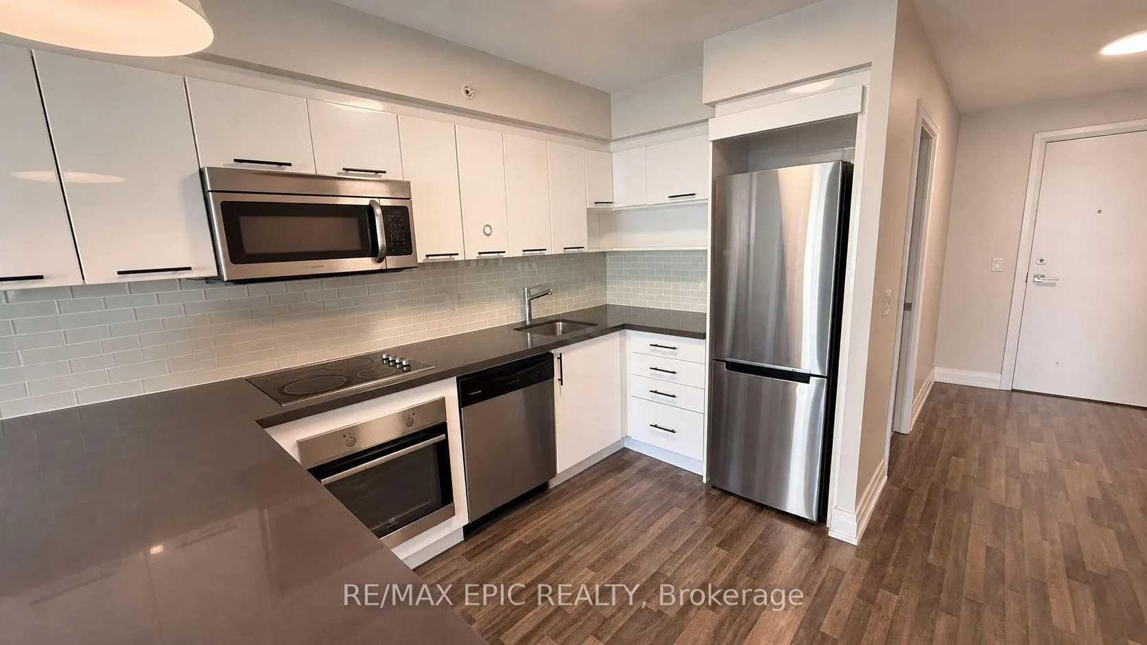Photo 9 of Unit 906E, 555 Wilson Avenue, North York, Clanton Park — HOMEH