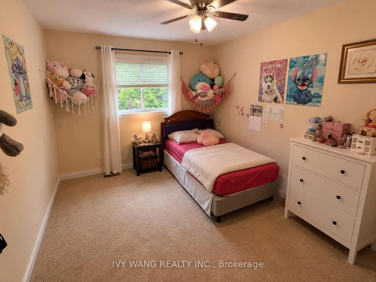 Photo 12 of 34 Richmeadow Crescent, London, North M — HOMEH