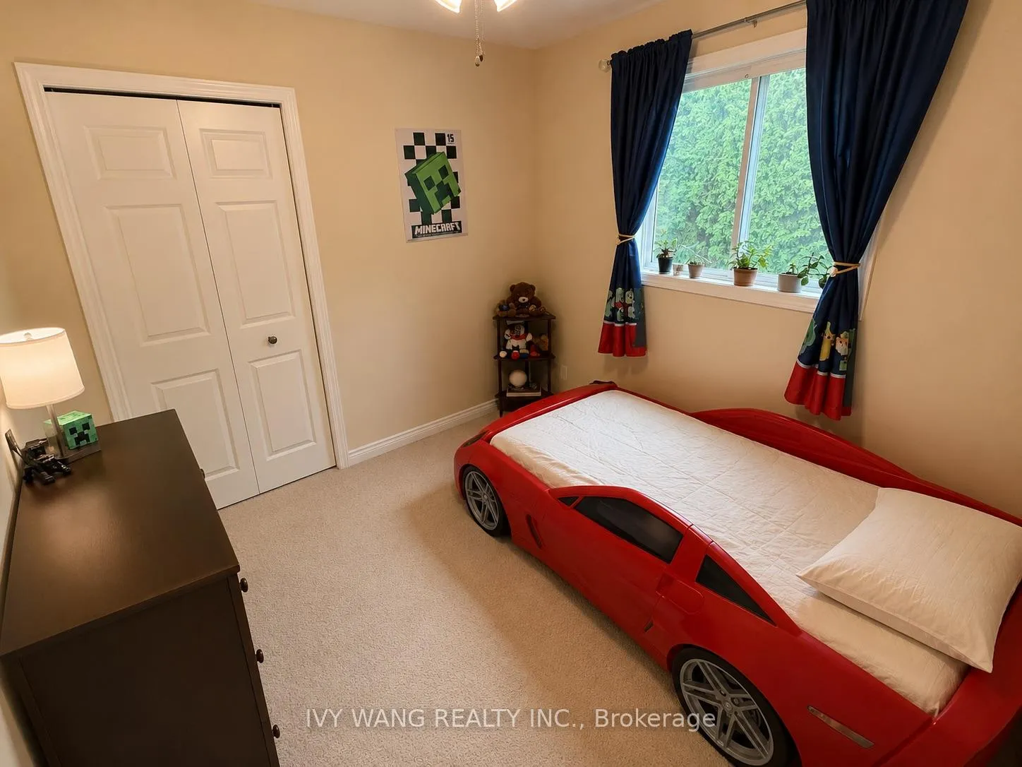 Photo 13 of 34 Richmeadow Crescent, London, North M — HOMEH