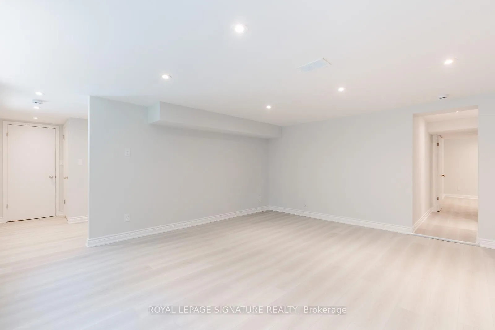 Photo 14 of 14 Canerouth Drive, Etobicoke, Eringate-Centennial-West Deane — HOMEH