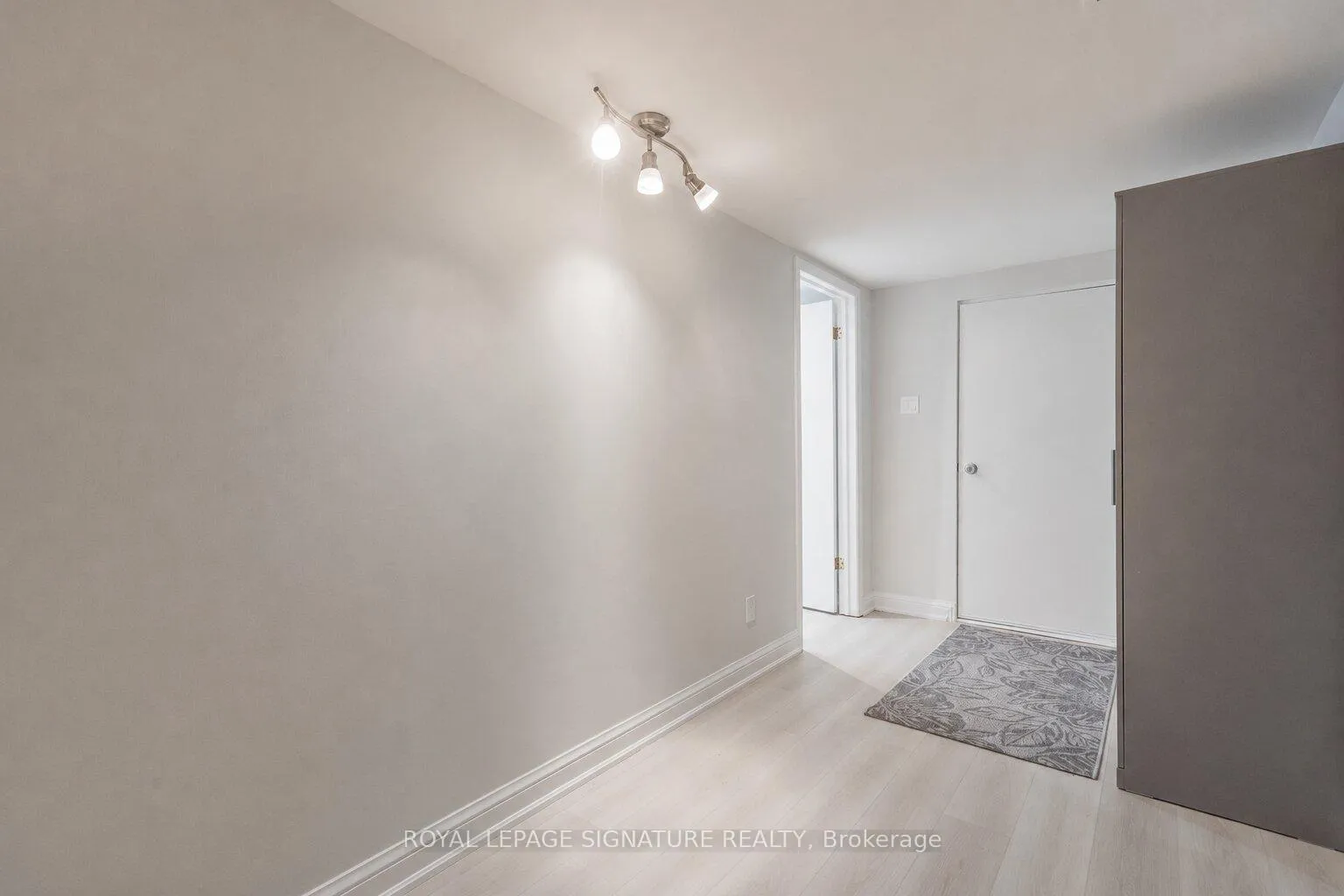 Photo 28 of 14 Canerouth Drive, Etobicoke, Eringate-Centennial-West Deane — HOMEH