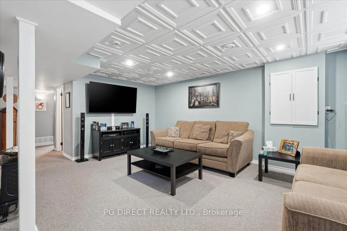 Photo 12 of 24 Wooler Road, Quinte West, Trenton Ward — HOMEH