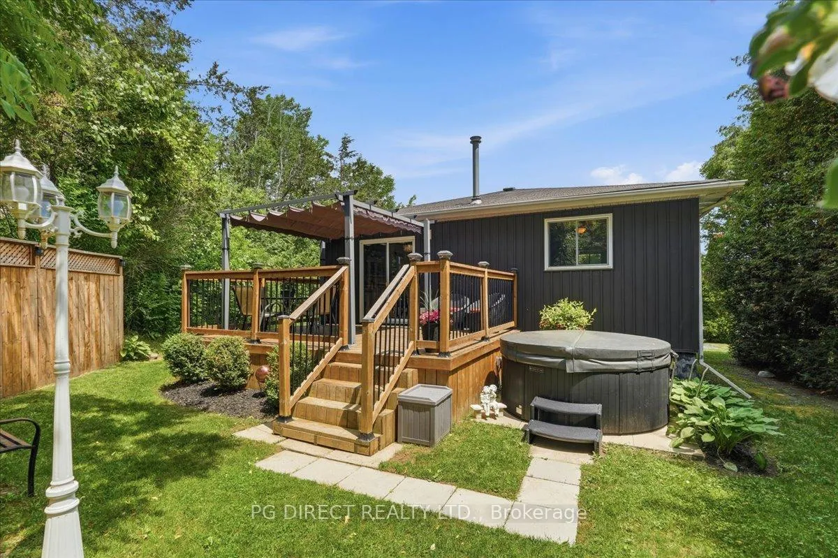Photo 16 of 24 Wooler Road, Quinte West, Trenton Ward — HOMEH