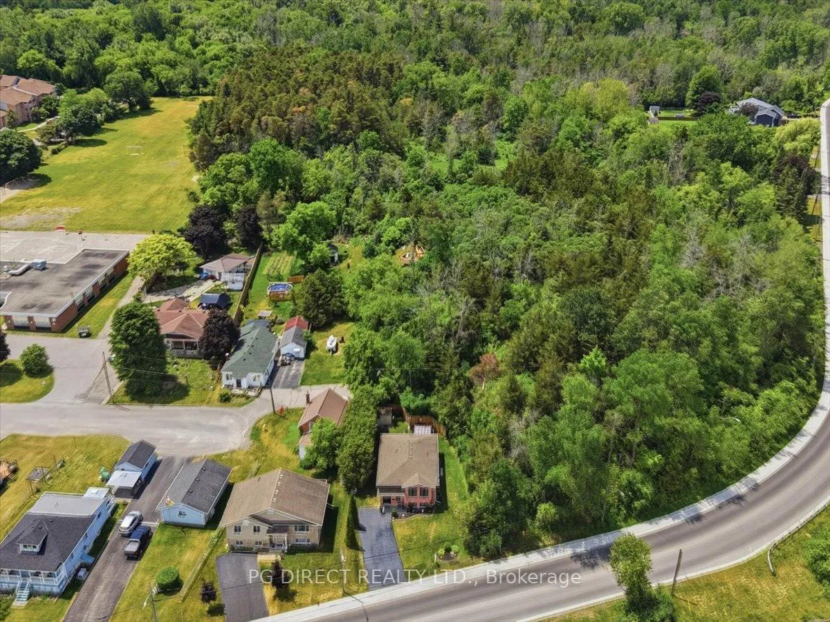 Photo 18 of 24 Wooler Road, Quinte West, Trenton Ward — HOMEH