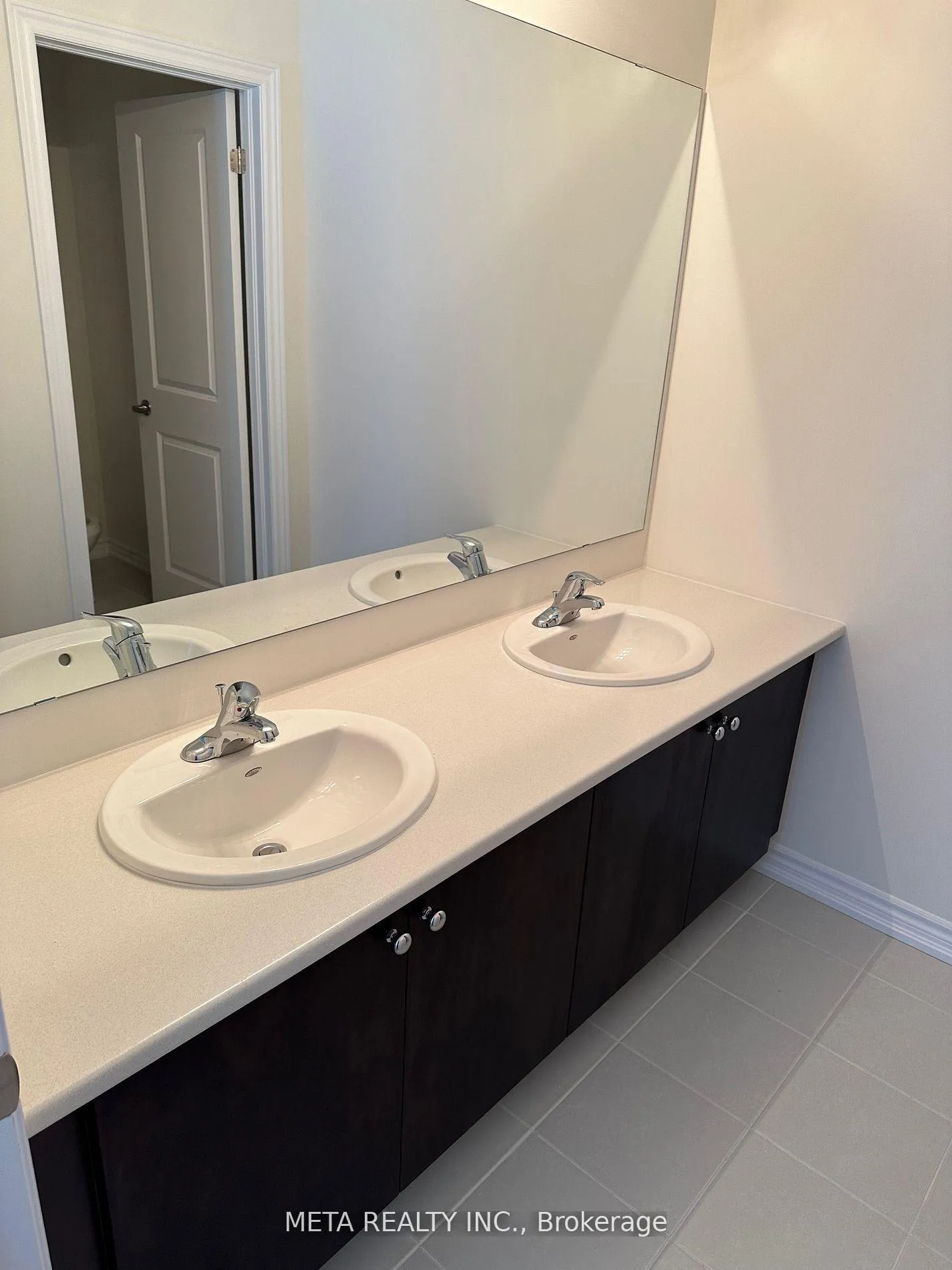 Photo 19 of 34 Durham Avenue, Barrie, Rural Barrie Southeast — HOMEH