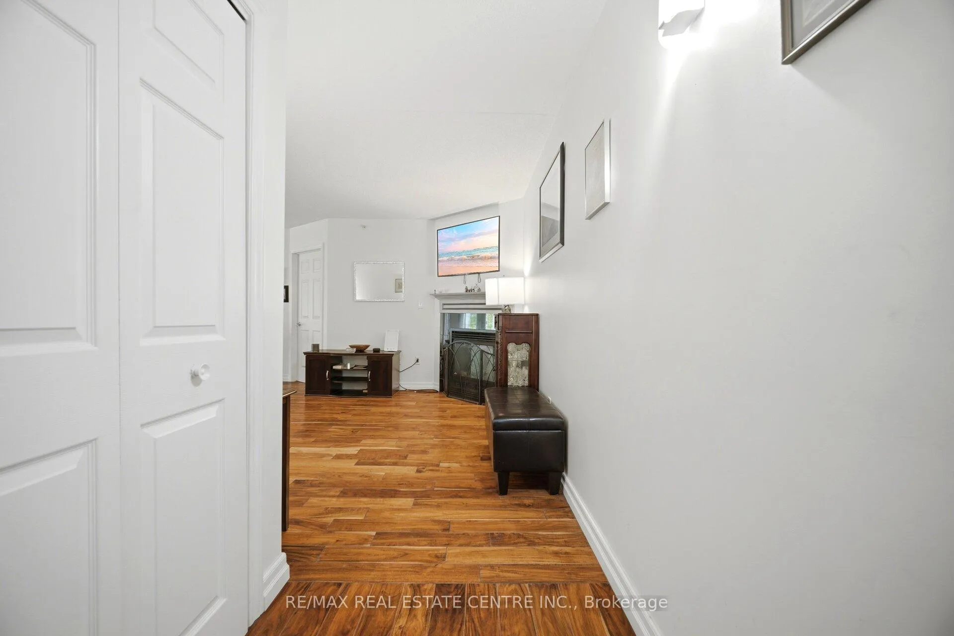 Photo 6 of Unit 101, 1350 Main Street E, Milton, Dempsey — HOMEH
