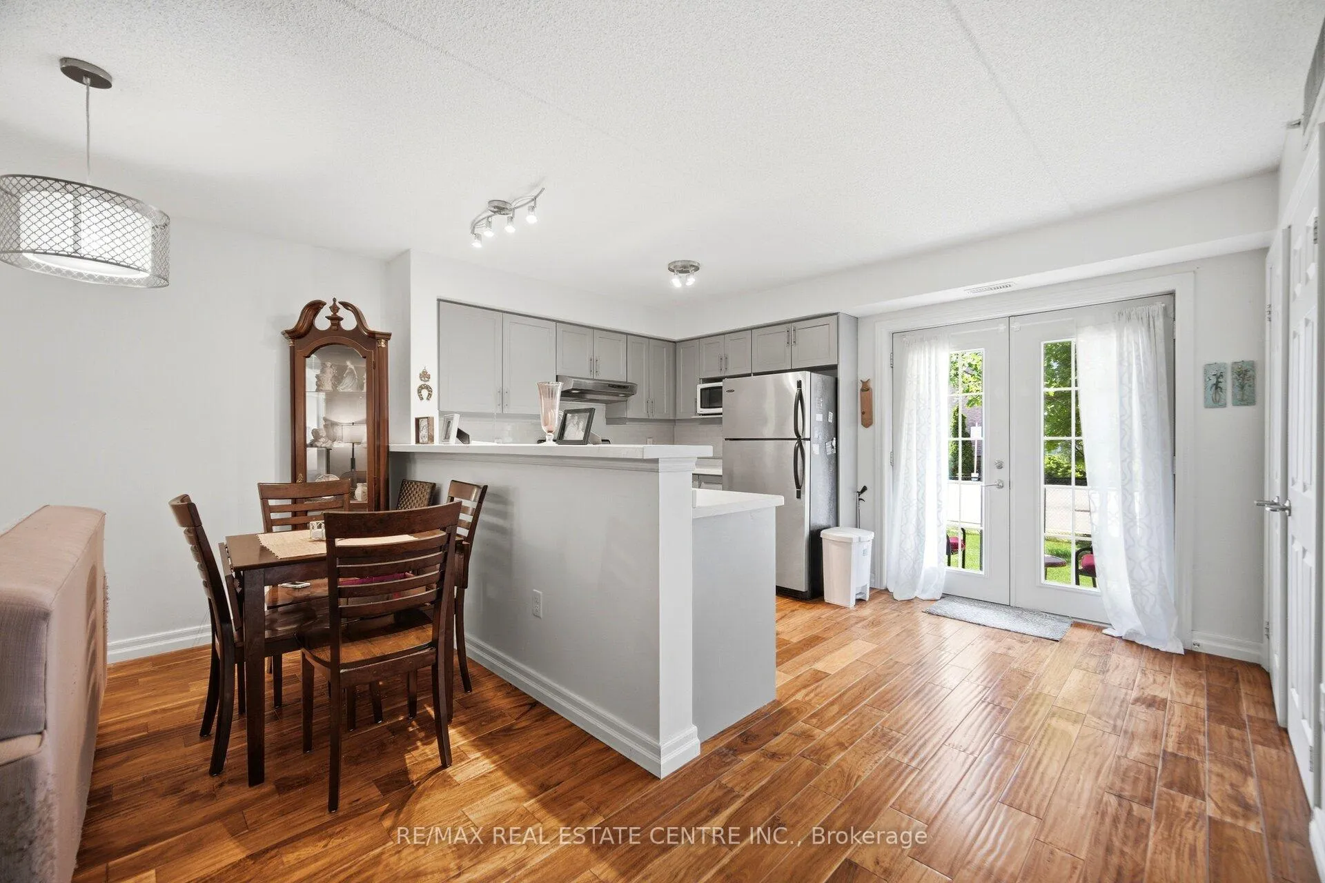 Photo 12 of Unit 101, 1350 Main Street E, Milton, Dempsey — HOMEH