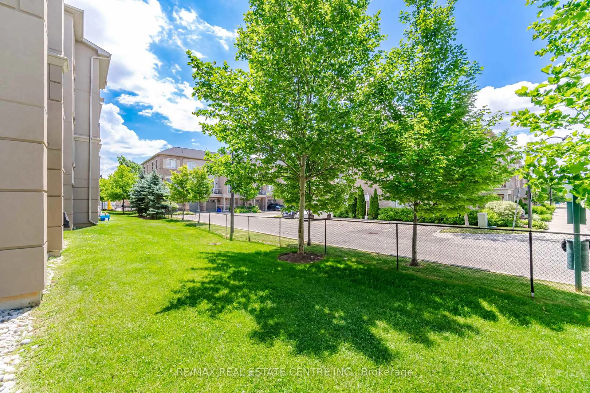 Photo 28 of Unit 101, 1350 Main Street E, Milton, Dempsey — HOMEH