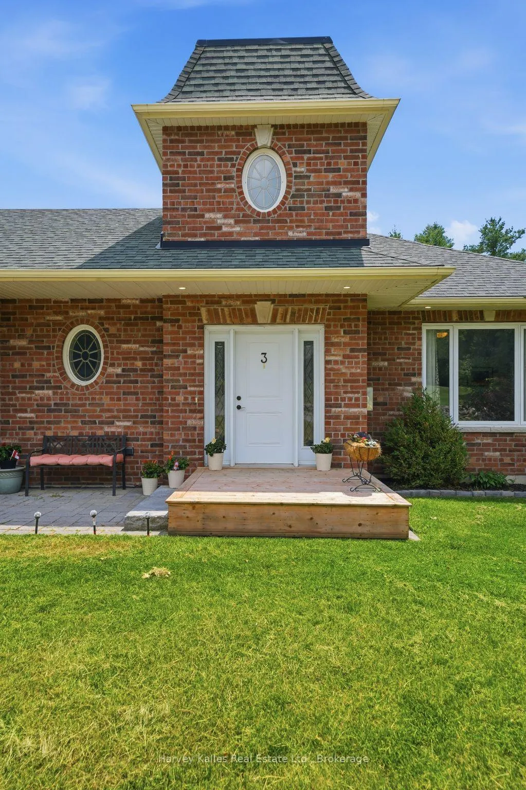 Photo 3 of 3 Cardinal Court, Quinte West, Sidney Ward — HOMEH