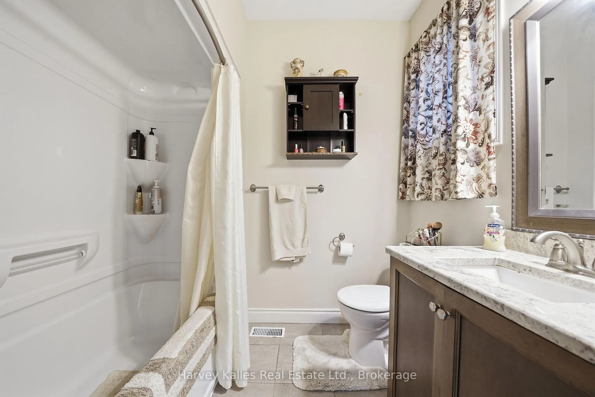 Photo 22 of 3 Cardinal Court, Quinte West, Sidney Ward — HOMEH