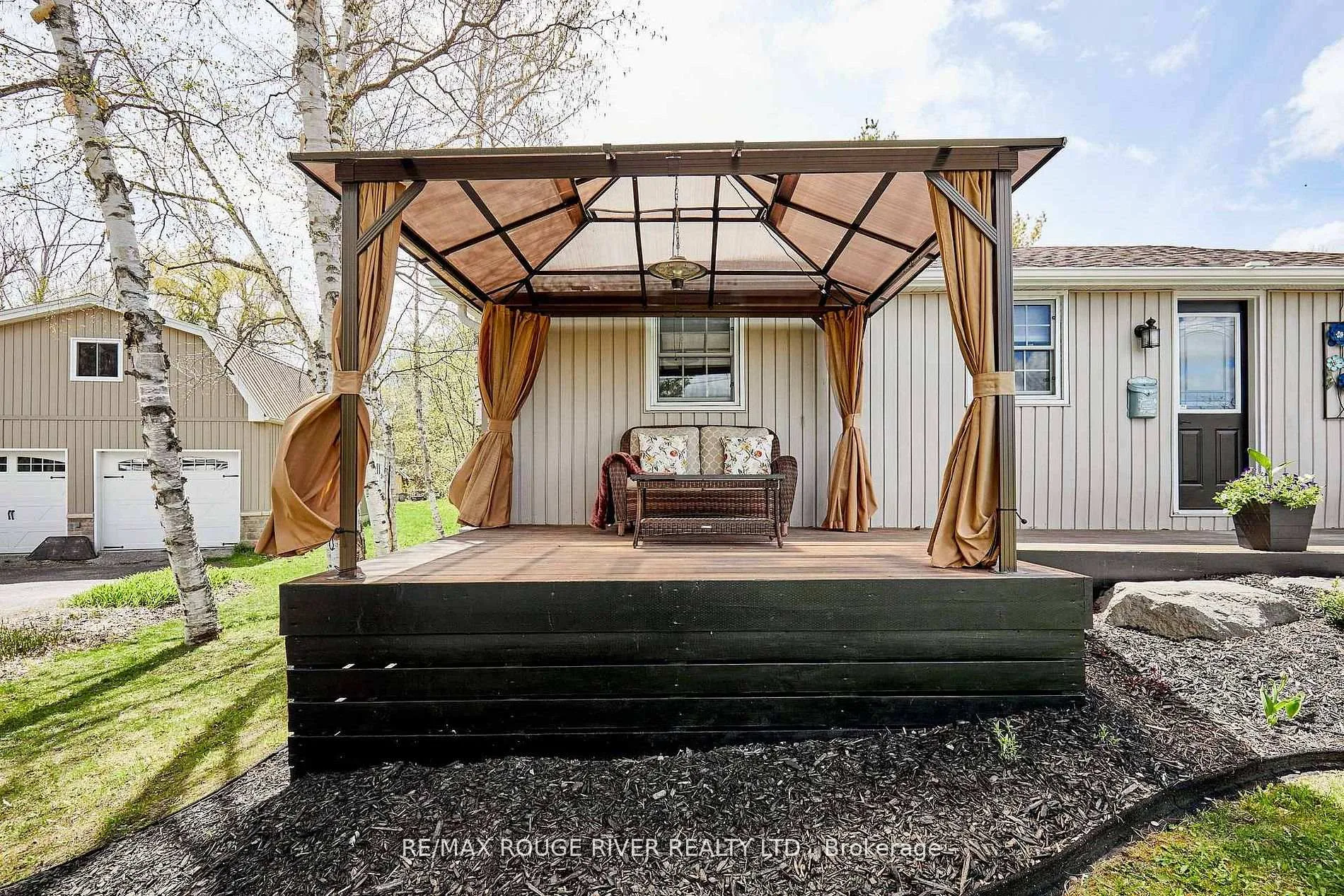 Photo 4 of 80 Davidge Drive, Scugog, Rural Scugog — HOMEH