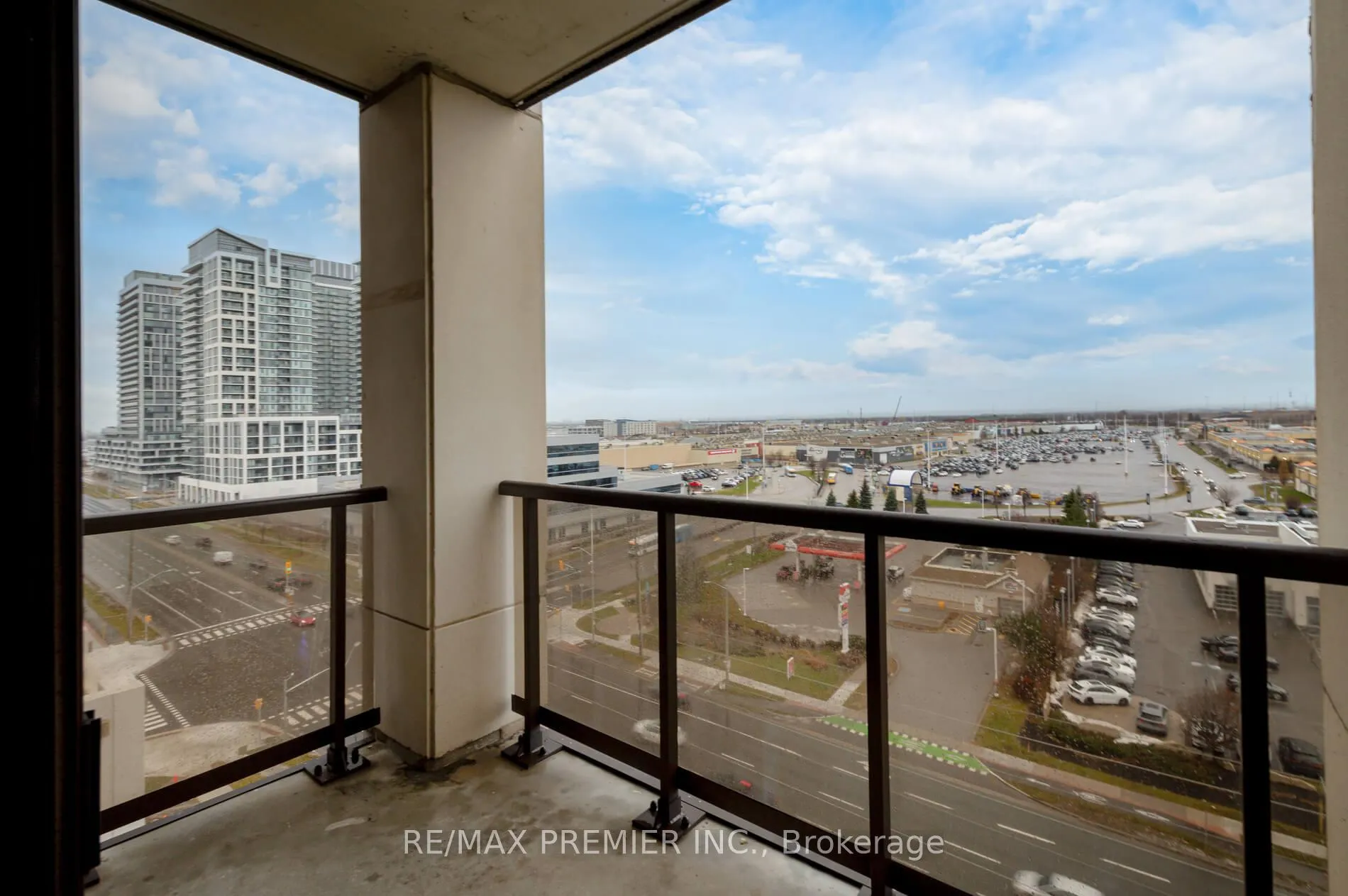 Photo 28 of Unit 909, 9085 Jane Street, Vaughan, Concord — HOMEH