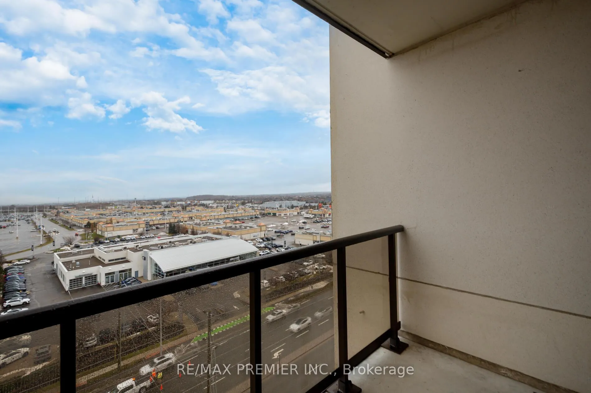Photo 29 of Unit 909, 9085 Jane Street, Vaughan, Concord — HOMEH