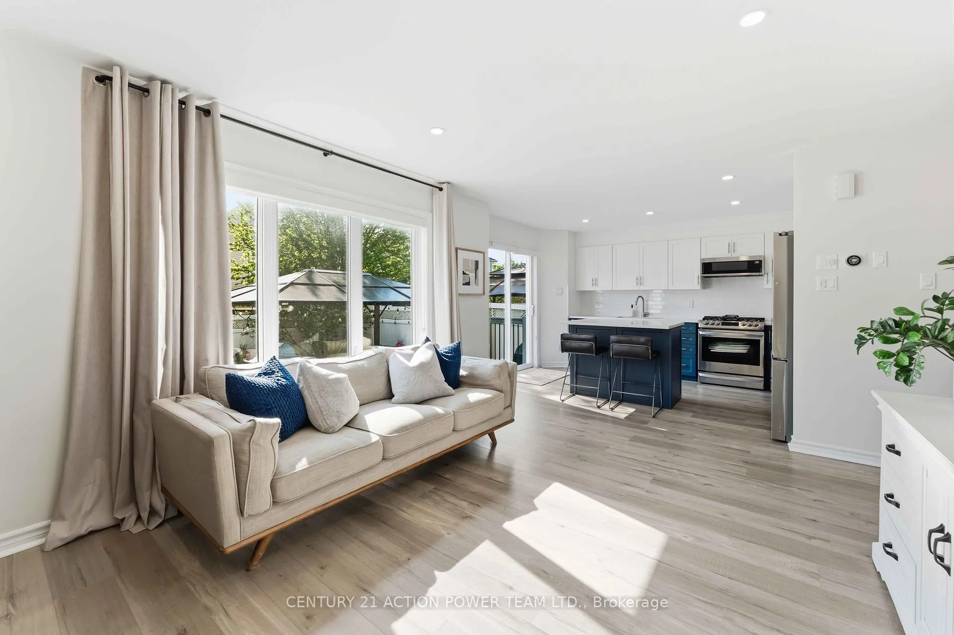 Photo 14 of 305 Sarabella Street, Ottawa, Avalon East — HOMEH