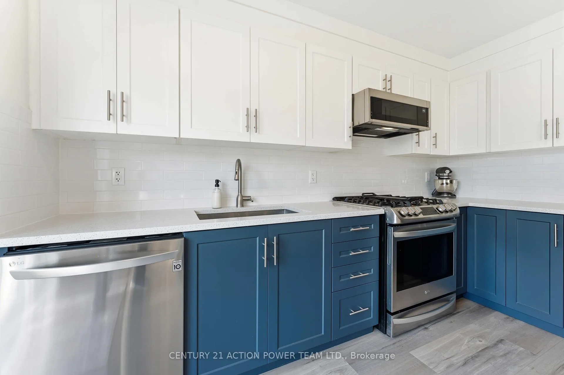 Photo 19 of 305 Sarabella Street, Ottawa, Avalon East — HOMEH