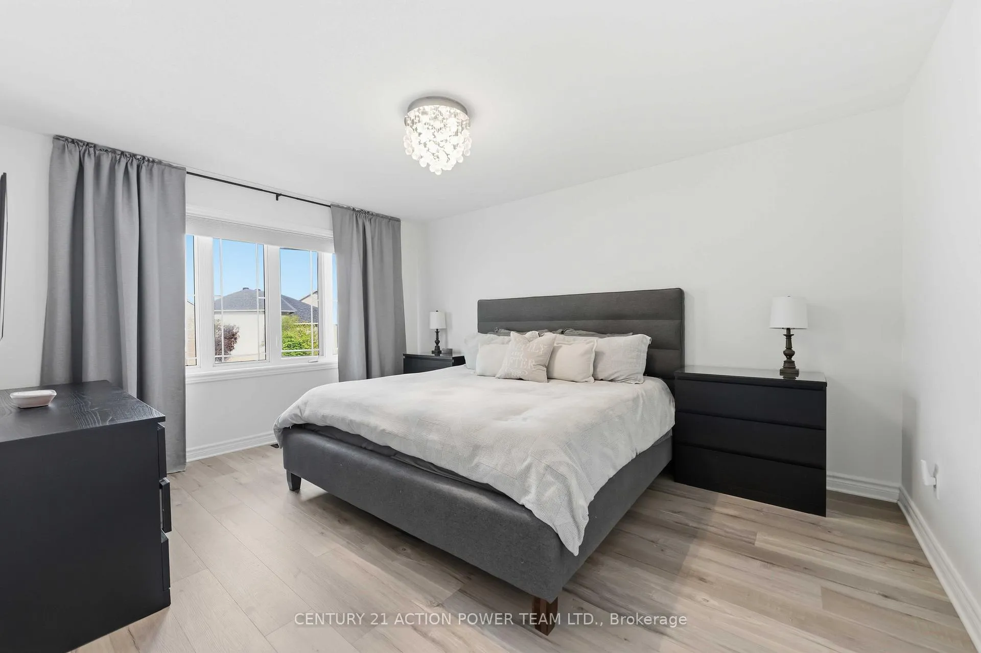Photo 24 of 305 Sarabella Street, Ottawa, Avalon East — HOMEH