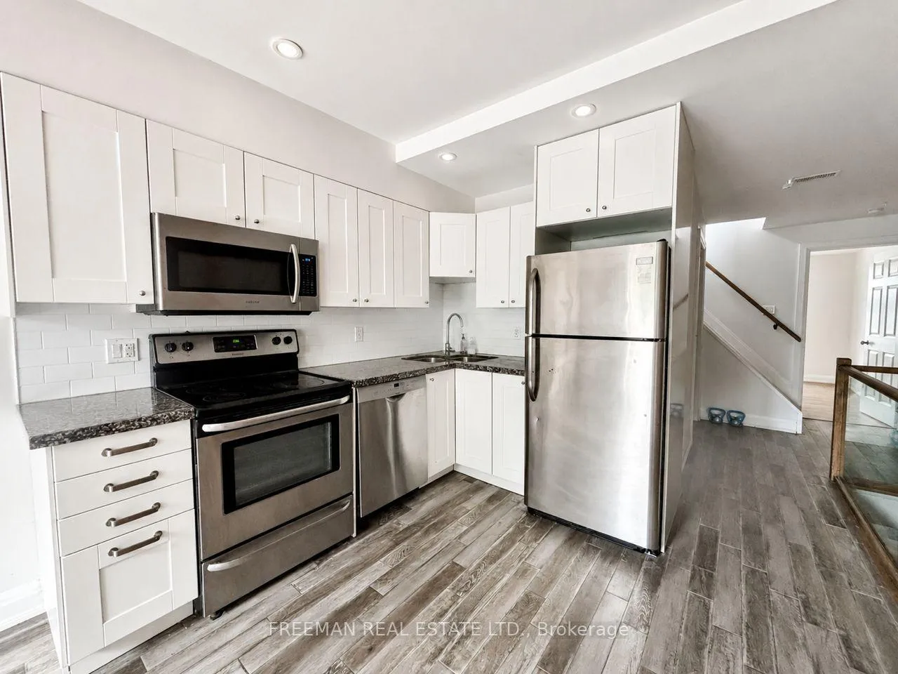 Photo 8 of Unit Upper, 342 Howland Avenue, Toronto, The Annex — HOMEH