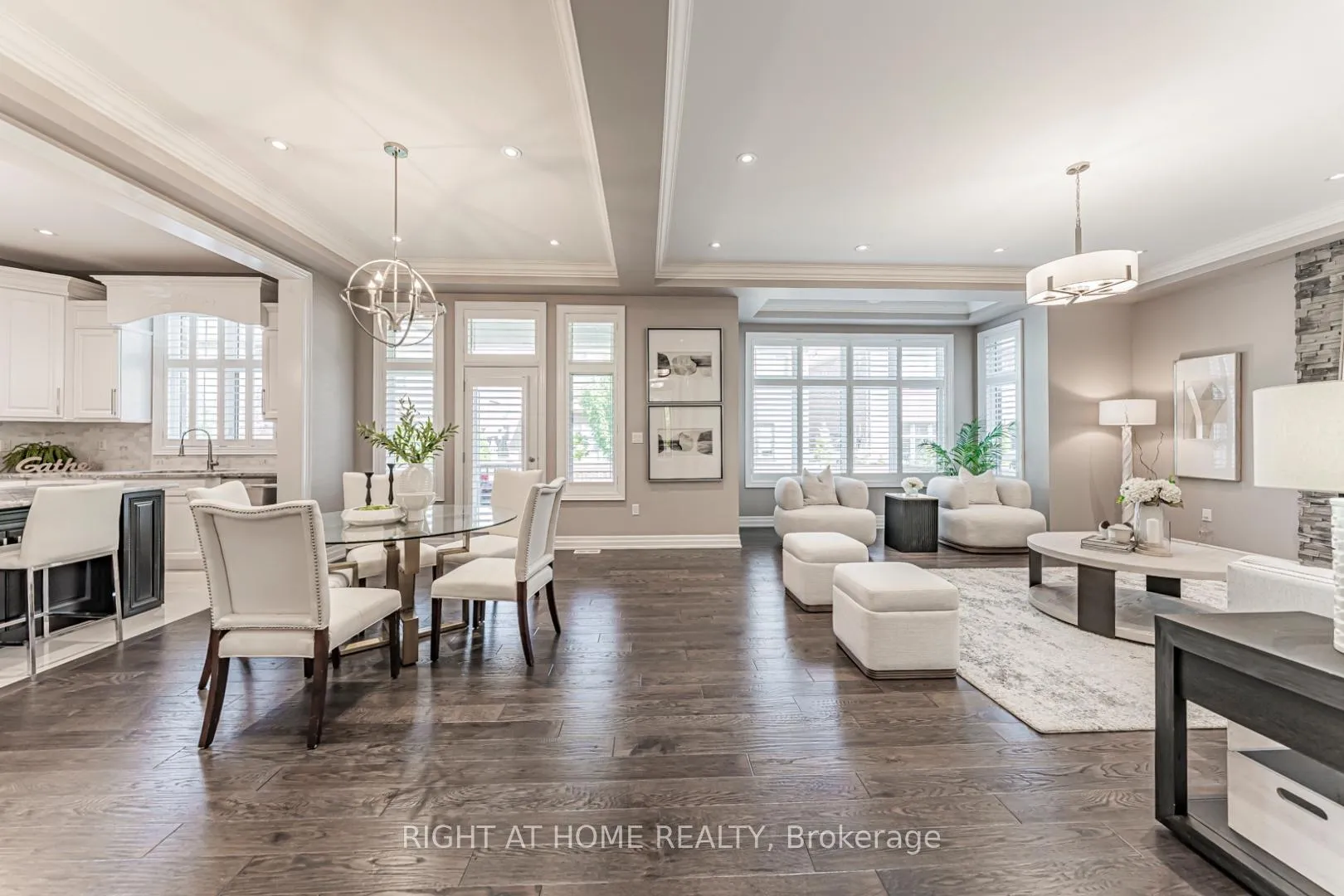 Photo 3 of 222 Mcwilliams Crescent, Oakville, Glenorchy — HOMEH