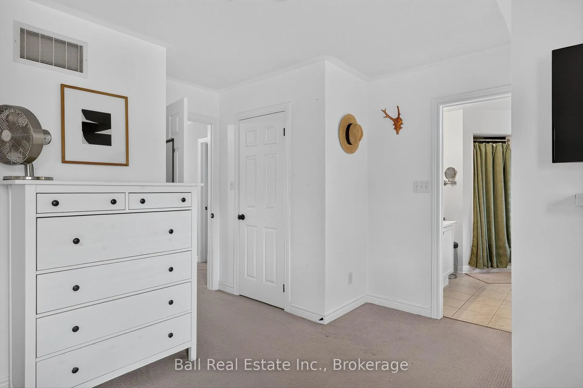 Photo 24 of 244 Lorne Court, Selwyn — HOMEH
