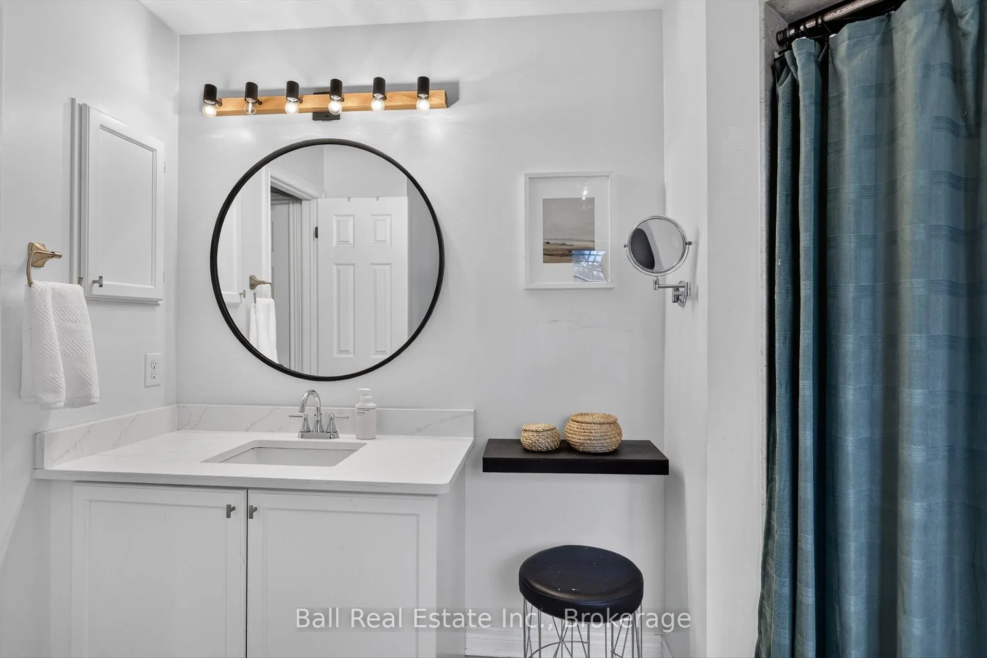Photo 26 of 244 Lorne Court, Selwyn — HOMEH