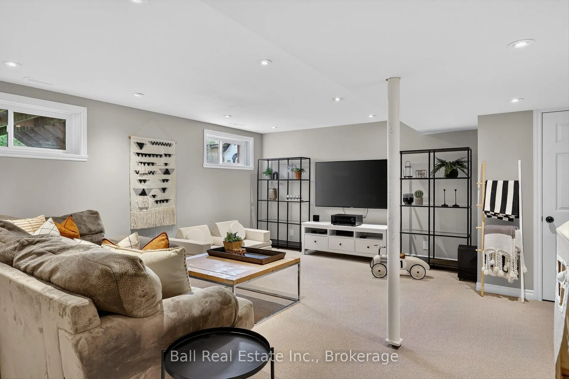 Photo 31 of 244 Lorne Court, Selwyn — HOMEH