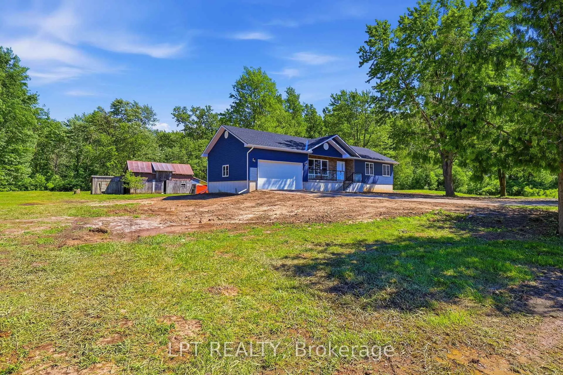 Photo 2 of 2523 Trillium Drive, Southwest Middlesex, Rural Southwest Middlesex — HOMEH