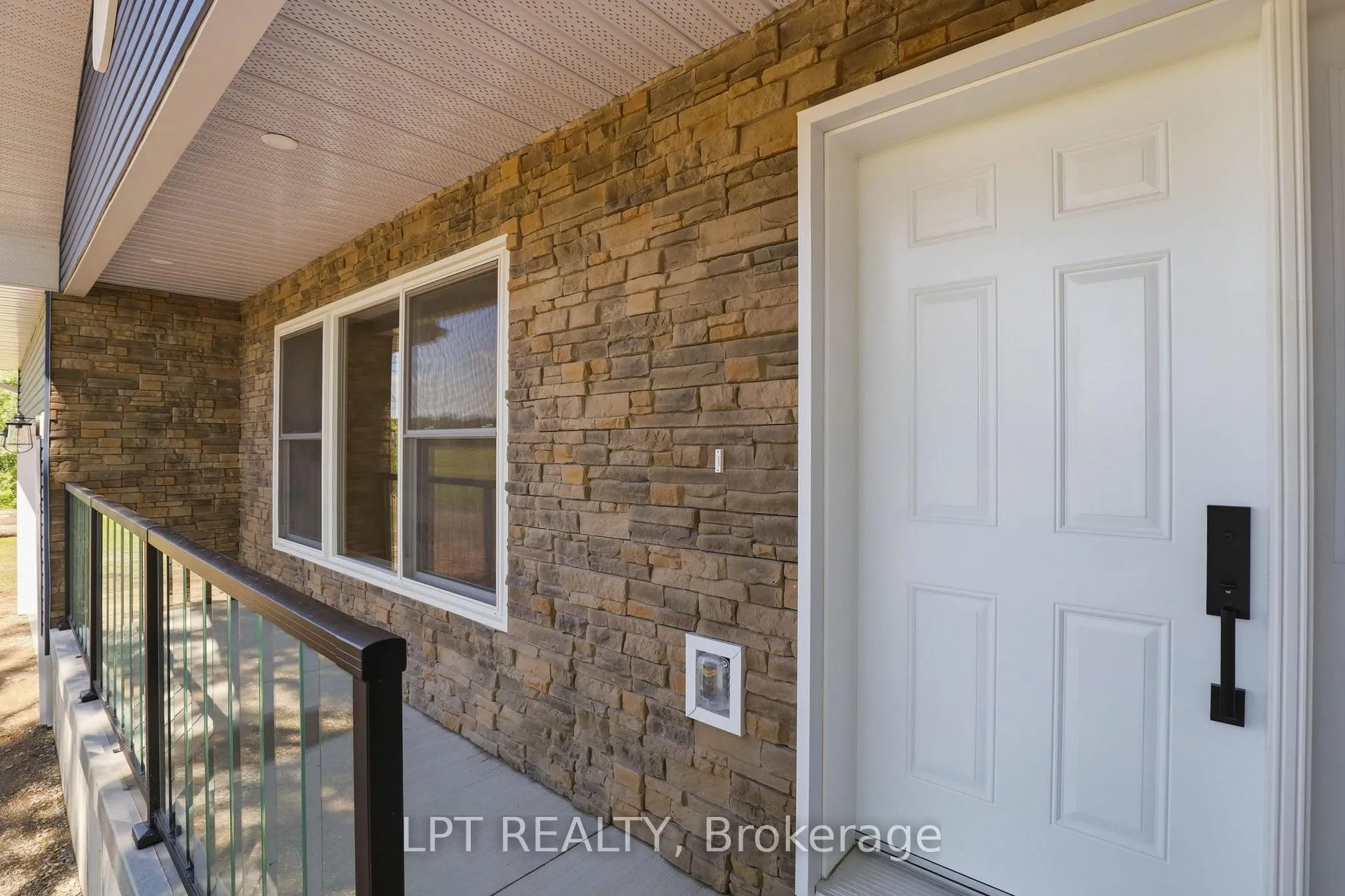 Photo 6 of 2523 Trillium Drive, Southwest Middlesex, Rural Southwest Middlesex — HOMEH