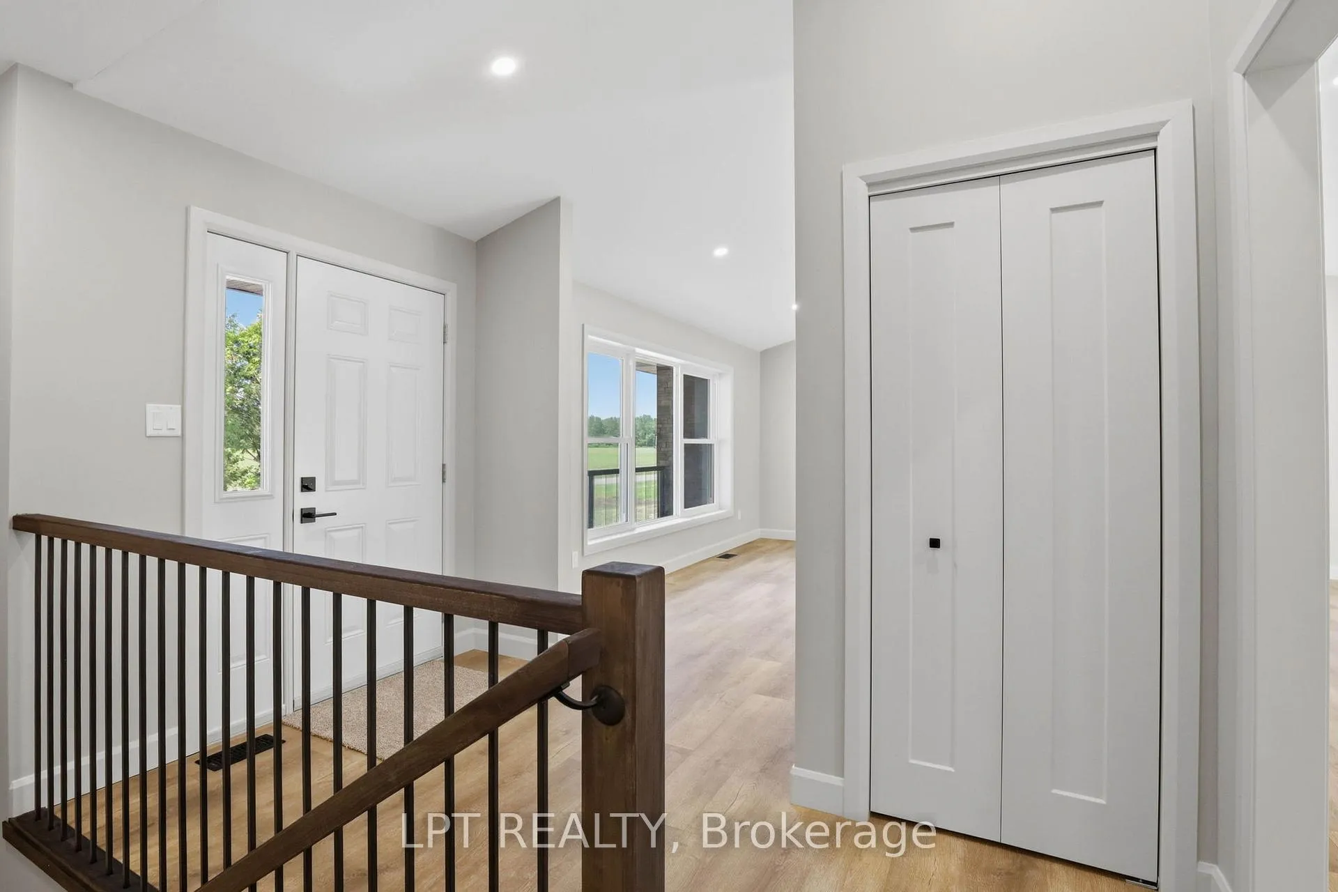 Photo 8 of 2523 Trillium Drive, Southwest Middlesex, Rural Southwest Middlesex — HOMEH