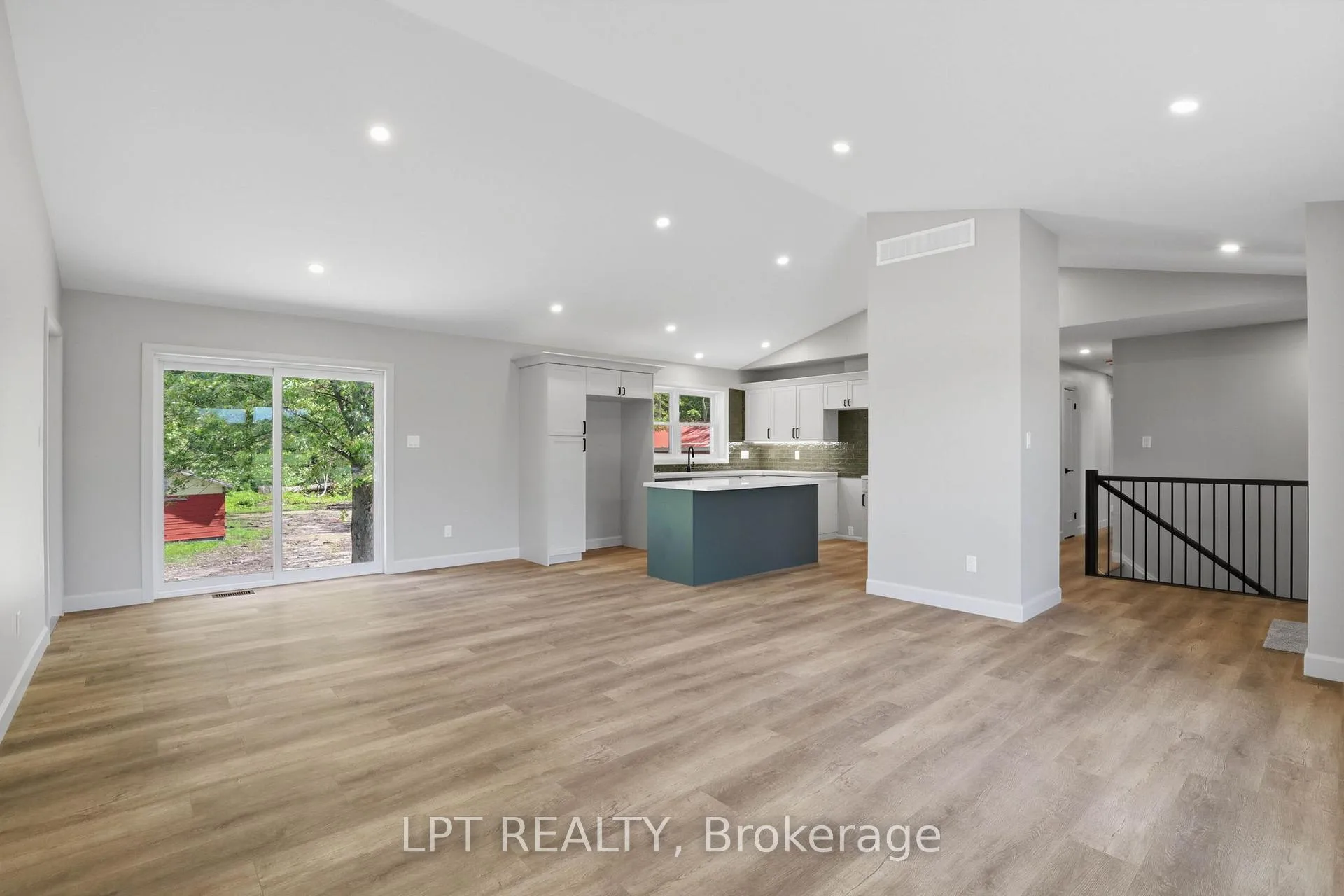 Photo 11 of 2523 Trillium Drive, Southwest Middlesex, Rural Southwest Middlesex — HOMEH