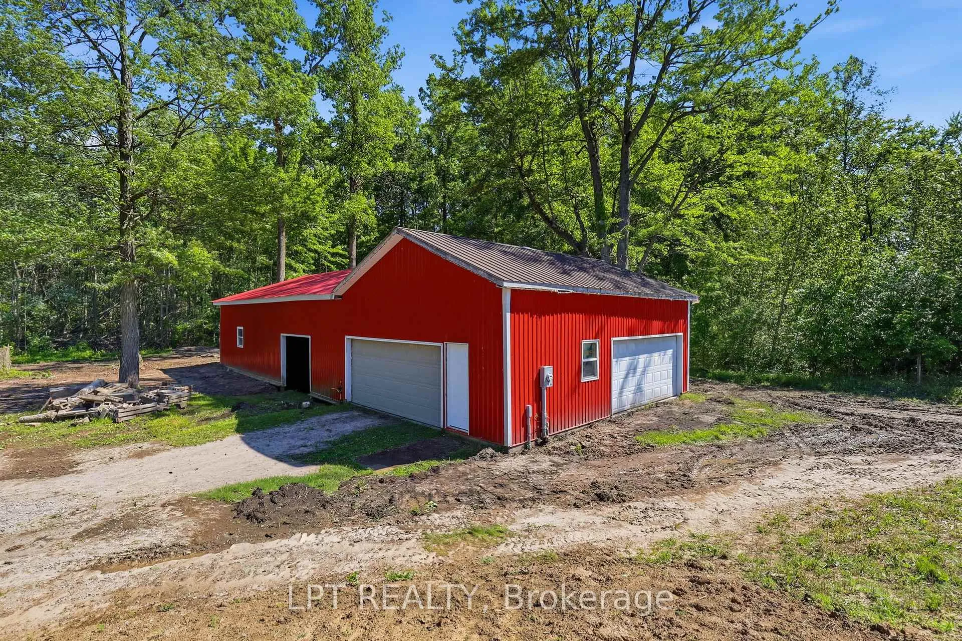 Photo 45 of 2523 Trillium Drive, Southwest Middlesex, Rural Southwest Middlesex — HOMEH