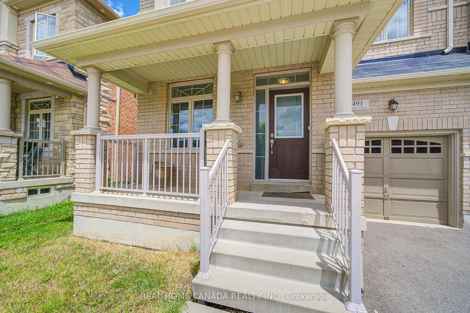 Photo 2 of 1491 Chretien Street, Milton, Ford — HOMEH