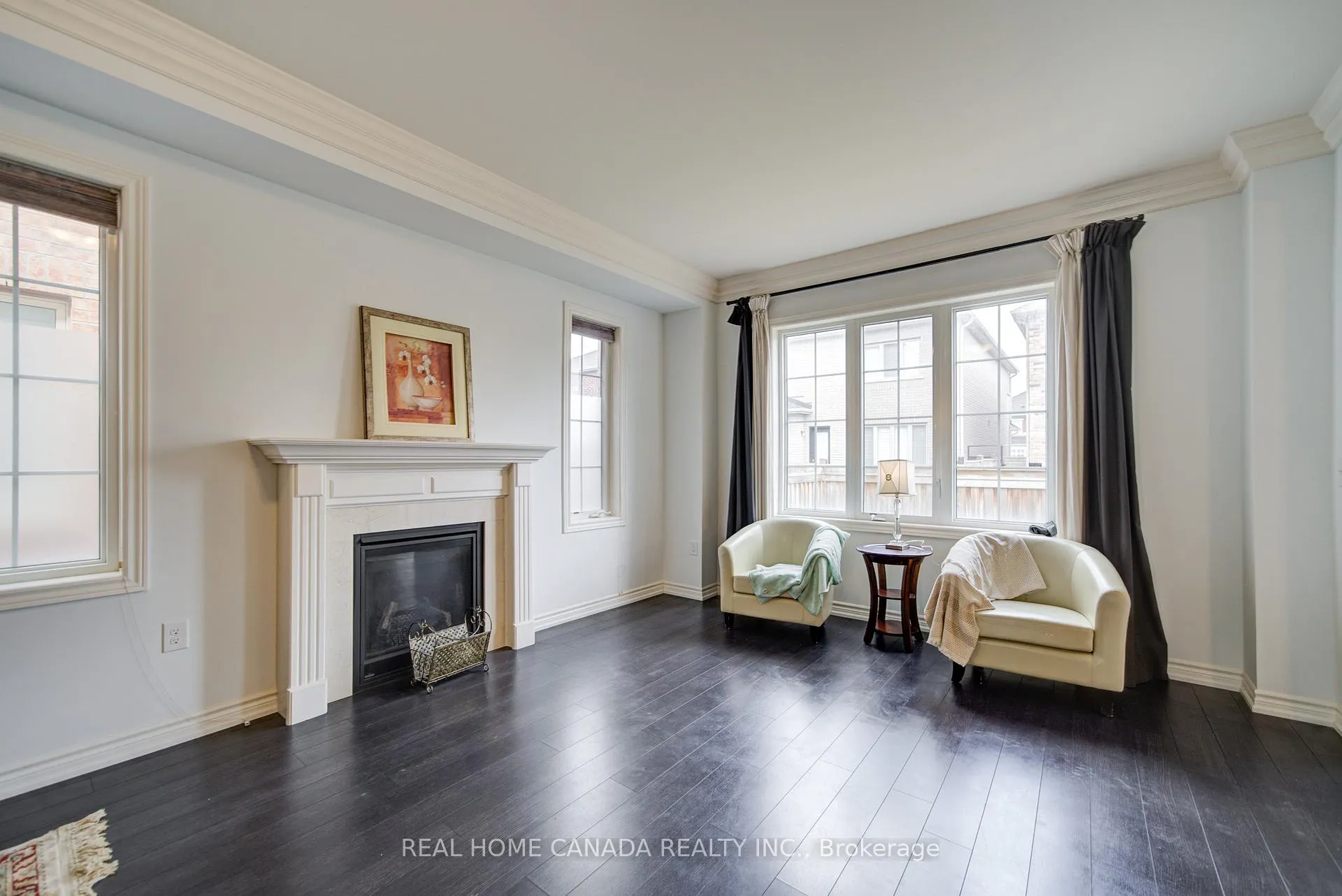 Photo 7 of 1491 Chretien Street, Milton, Ford — HOMEH