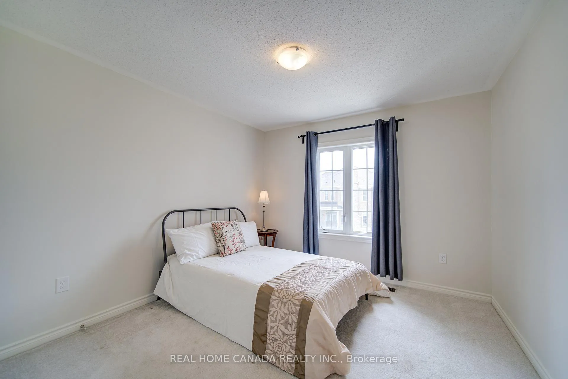 Photo 38 of 1491 Chretien Street, Milton, Ford — HOMEH