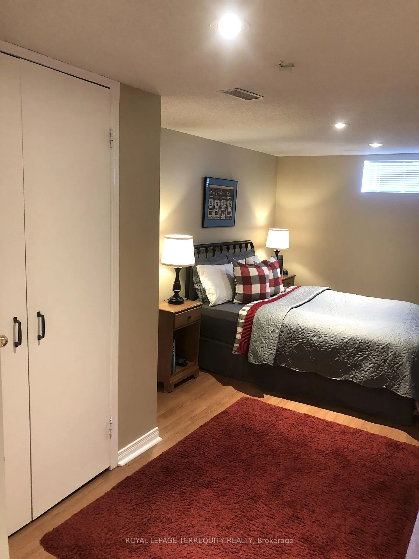 Photo 25 of 92 Eileen Avenue, Toronto, Rockcliffe-Smythe — HOMEH